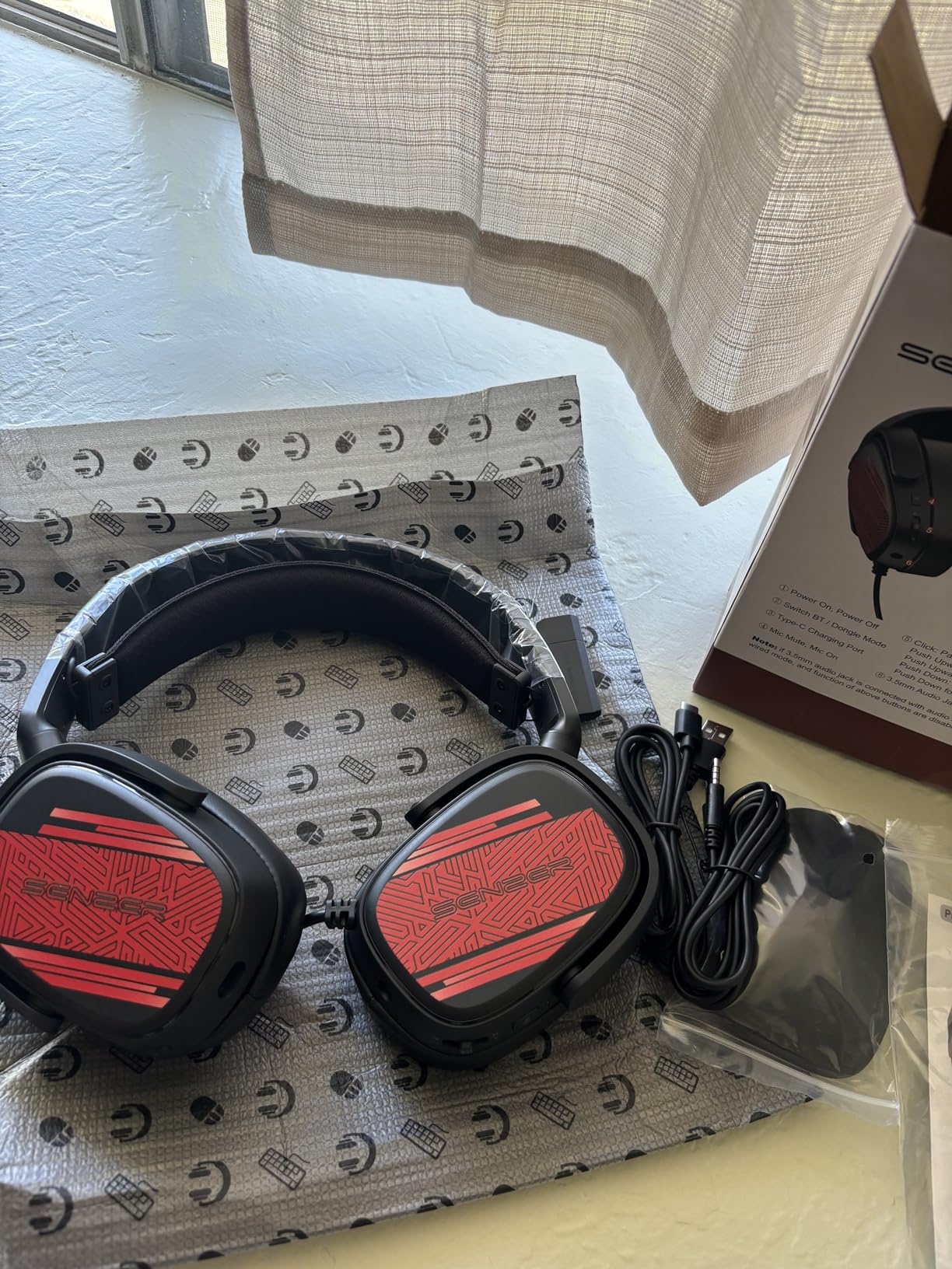 SENZER X100 Wireless Gaming Headset with Mic for PC PS4 PS5 Nintendo Switch Wired for Xbox One, Bluetooth, 40+ Hrs Stereo Sound, Comfortable Gaming Headphones, Customized Side Plates - Customer Photo 4