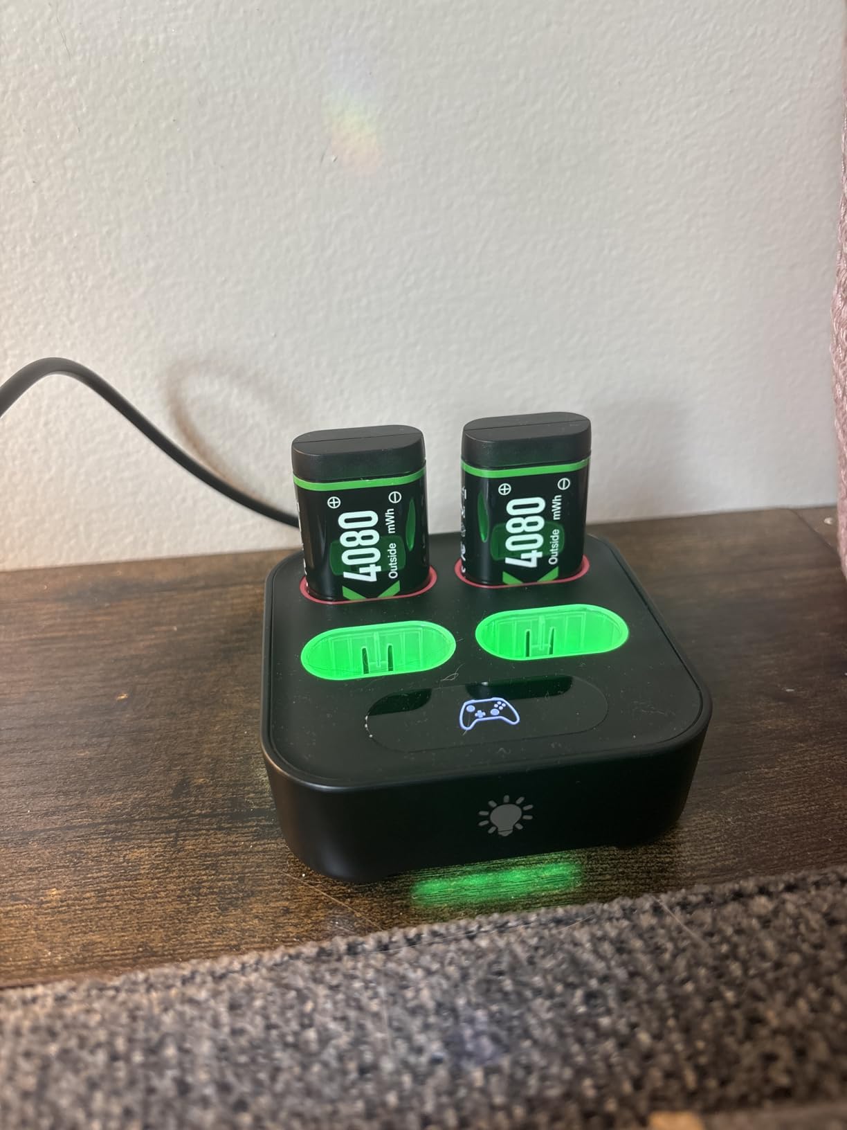 Upgraded Fast Charging Rechargeable Battery Packs with Light Control, 4x4080mWh Xbox Controller Batteries with Charger Dock for Xbox Series X|S, One S/X/Elite Controllers,Cases and Storage Sets - Customer Photo 1