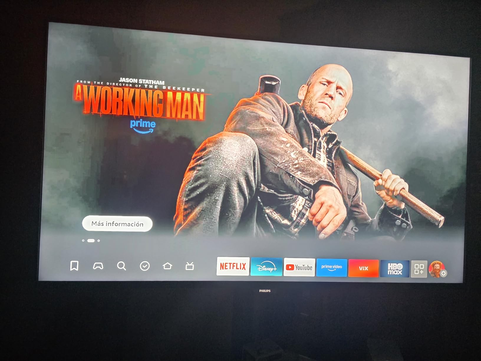 Amazon Fire TV Stick 4K (newest model) with AI-powered Fire TV Search, Wi-Fi 6, stream over 1.8 million movies and shows, free & live TV - Customer Photo 1