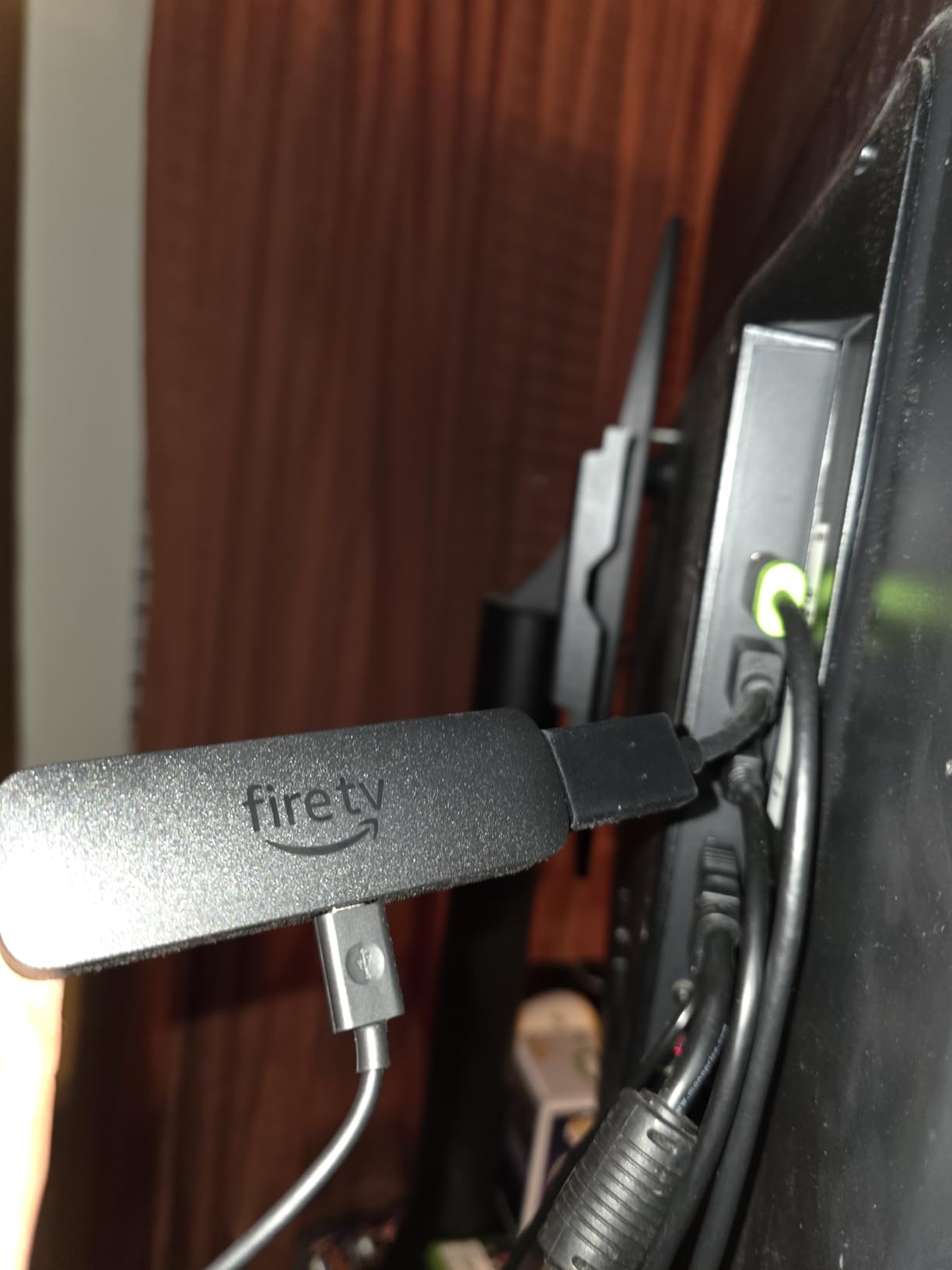 Amazon Fire TV Stick 4K (newest model) with AI-powered Fire TV Search, Wi-Fi 6, stream over 1.8 million movies and shows, free & live TV - Customer Photo 2