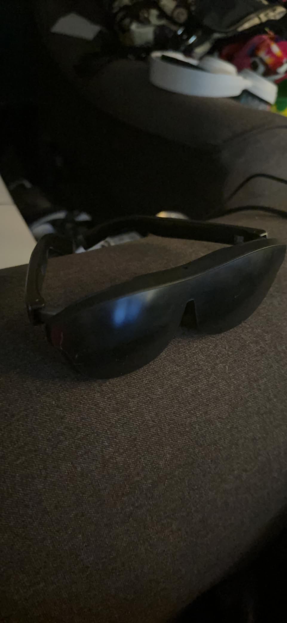 Rokid Max AR Glasses, Smart Glasses with 360'' Micro-OLED Virtual Theater, 50° FOV, 600nits Brightness, HDCP Support & Cloud Gaming and Compatibility with iOS Mac ipad Android, Consoles and Computers - Customer Photo 2