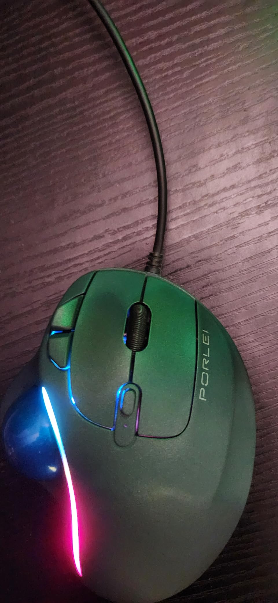 Wired Trackball Mouse with RGB Lighting, Ergonomic Thumb Control to Reduce Muscle Strain, 5 Adjustable DPI, Dual USB-C & USB-A Connectivity, Compatible with PC, Laptop, Mac, Windows-Blue - Customer Photo 2