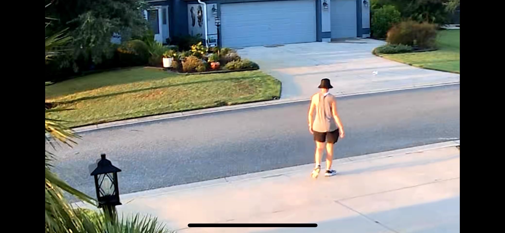 aosu Security Cameras Outdoor Wireless, 4 Cam-Kit, No Subscription, Solar-Powered, Home Security Cameras System with 360° Pan & Tilt, Auto Tracking, 2K Color Night Vision, Easy Setup, 2.4 & 5GHz WiFi - Customer Photo 2