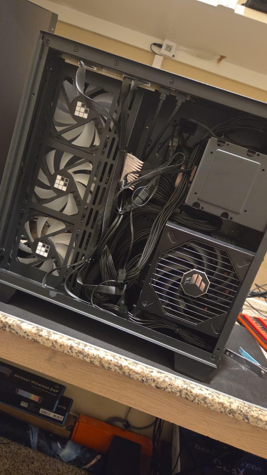 ASUS Prime 850W Gold (850 Watt, ATX 3.0 Compatible, Fully Modular Power Supply, 80+ Gold Certified, Dual Ball Bearings, Two Color Options in One, 8-Year Warranty) - Customer Photo 2