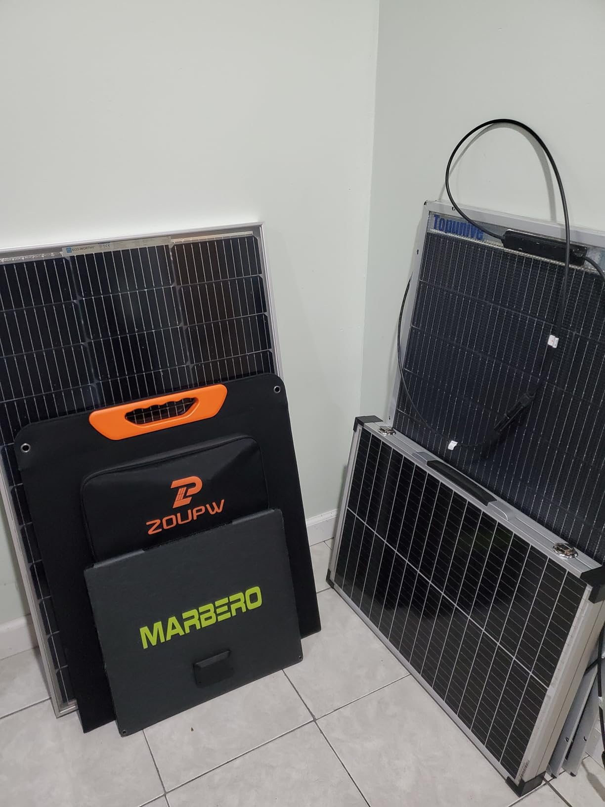 100W Portable Solar Panel,RV Essentials, 20V ETFE Foldable Solar Charger for Power Station,QC3.0 USB-A &Type-C Output,23.5% High Efficiency IP67 Waterproof for Camping RV Hurricane - Customer Photo 1