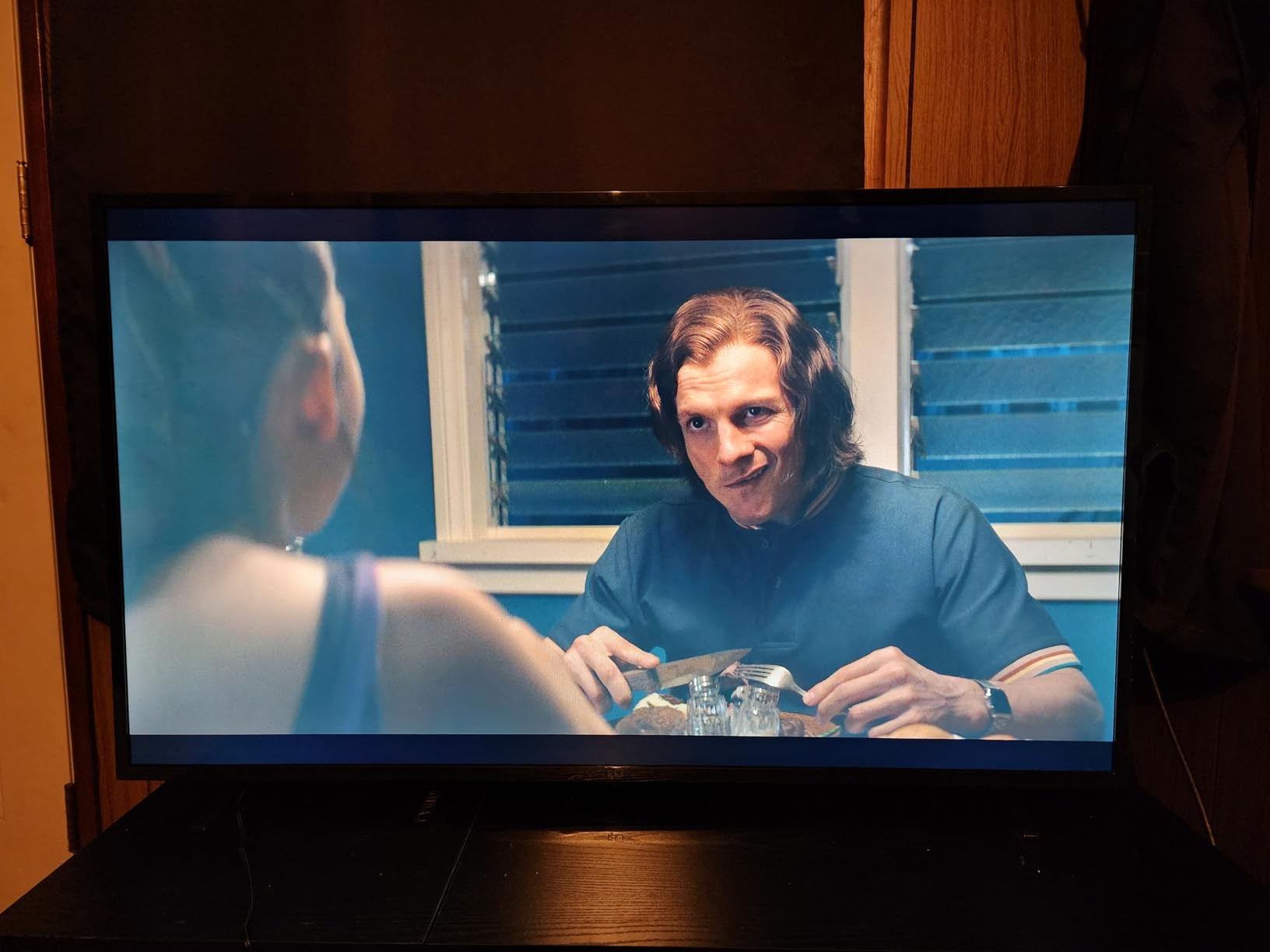 FPD 43-inch Smart TV Google TV 1080p Full HD with Google Play and Chromecast Built-in, HDR 10, Dolby Audio, Voice Remote, Stream Live TV(Palette-Series, CG43-P3, 2024 Model) - Customer Photo 4
