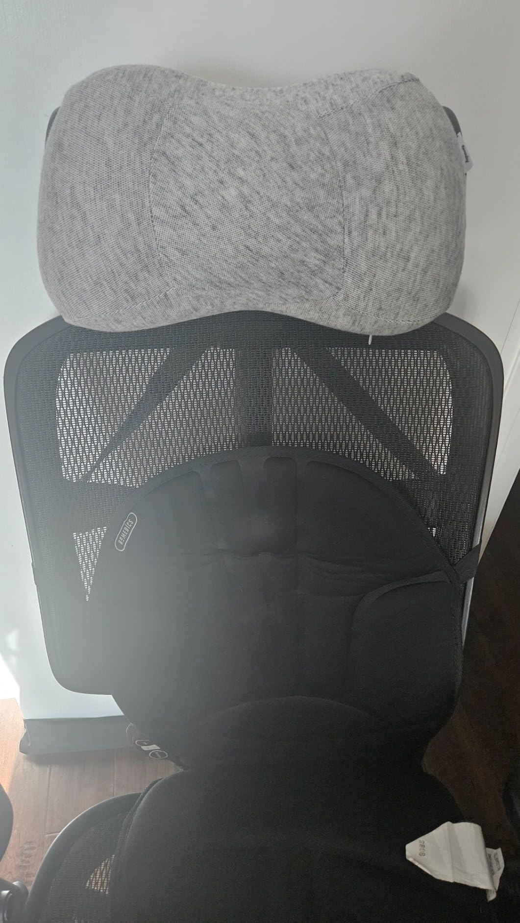 Car Neck Pillow, 2pcs Memory Foam Ergonomic Neck Pillow and Seat Headrest for Driving Fatigue Relief, Comfort and Support Your Neck - Customer Photo 5