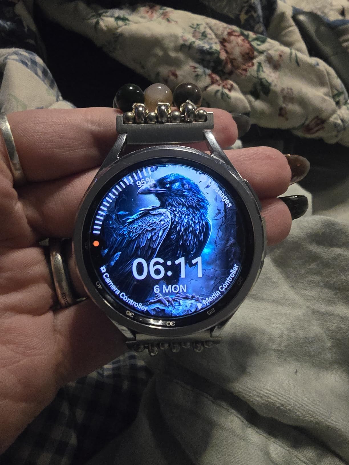 SAMSUNG Galaxy Watch 6 40mm LTE Smartwatch, Fitness Tracker, Advanced Sleep Coaching BIA Sensor for Health Wellness Insights, US Version, Graphite (Renewed) - Customer Photo 5