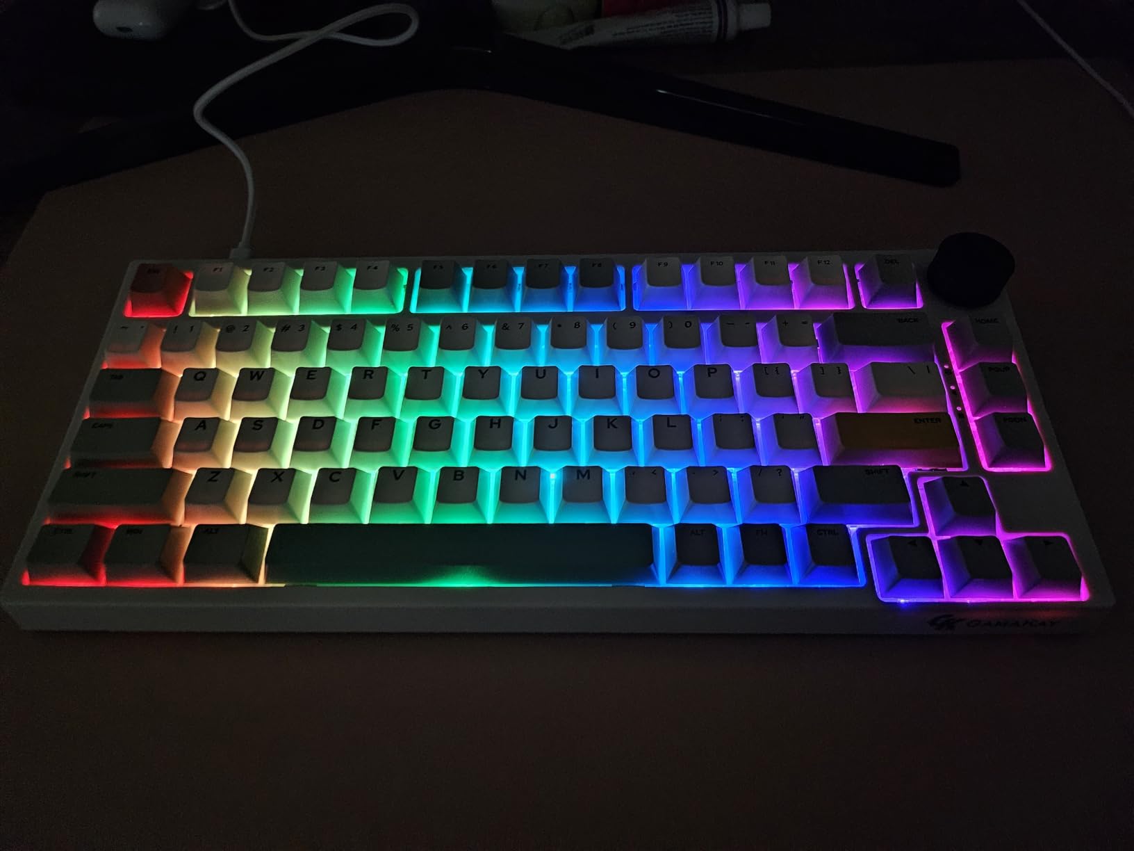 GK GAMAKAY TK75 SE 75% Mechanical Keyboard with Knob Control, Hot Swap RGB Bluetooth 5.0/2.4GHz Wireless/USB-C Wired PBT Cherry Profile 81 Keys Keycaps Gaming Keyboard (Retro-Outemu Yellow Switch) - Customer Photo 1
