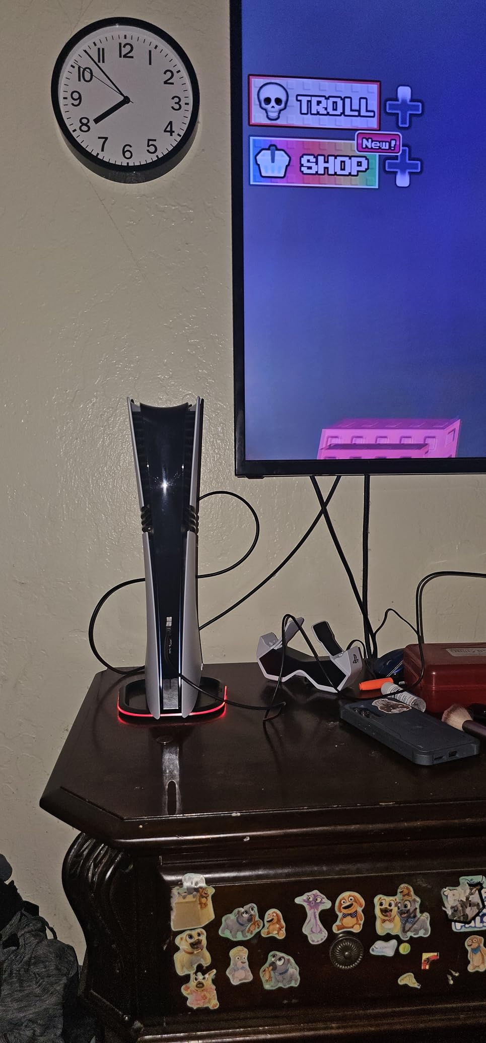 HONCAM Vertical Stand for PS5/PS5 Slim/Playstation 5 Pro Consoles, Playstation 5 Vertical Holder with 7 RGB Lights and a Screw, Black - Customer Photo 3