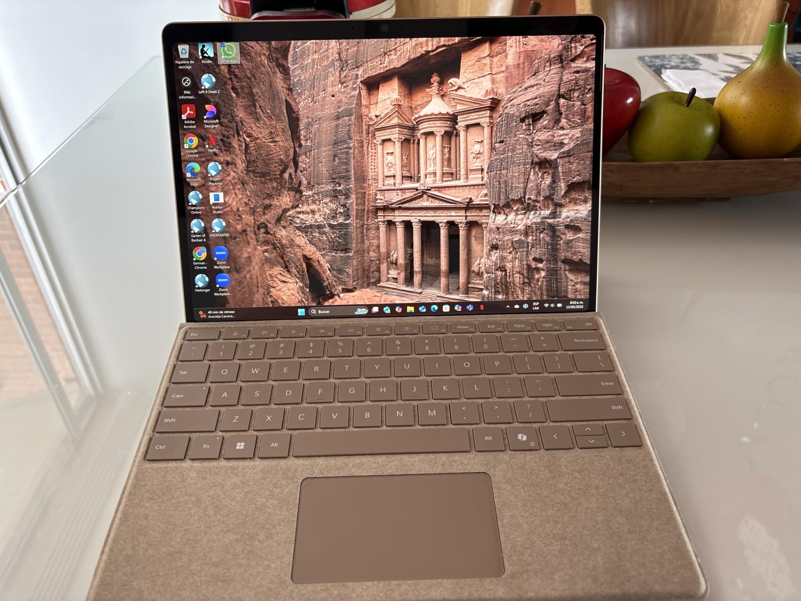 Microsoft Surface Pro 2-in-1 Laptop/Tablet (2024), 13