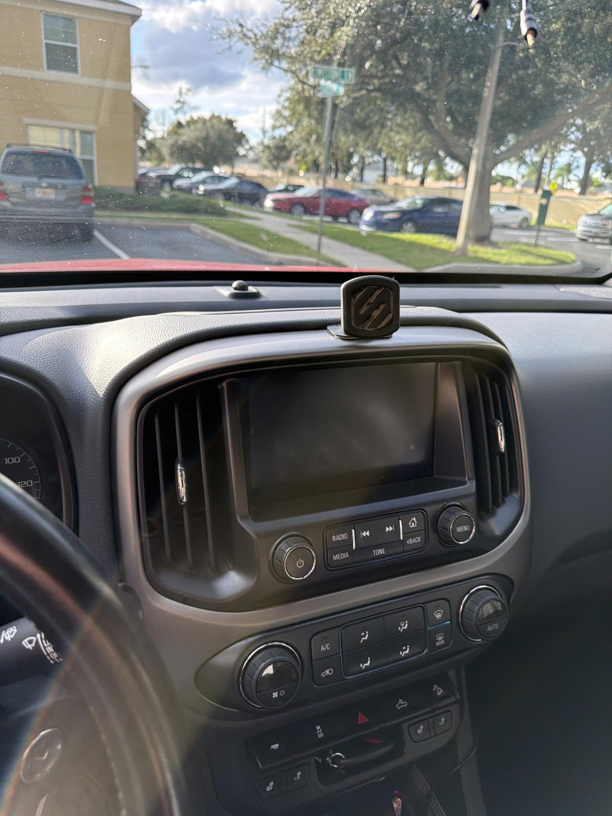 Scosche MXWDL Magnetic Cell Phone Holders for Your Car Dash/Windshield, Suction Cup Phone Holder Car Mount with Extra Strong Magnet, Thick Metal Plate Compatible with iPhone, Samsung and More, 2 Pack - Customer Photo 1