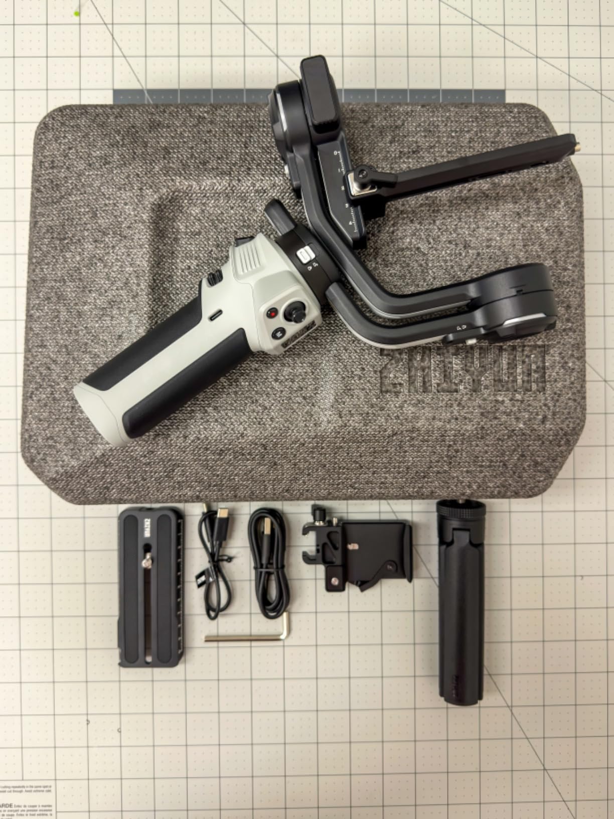 ZHIYUN CINEPEER Weebill 3E, 3-Axis Lightweight Gimbal Stabilizer for DSLR & Mirrorless Camera Canon/Sony/Panasonic/Nikon, 3KG Payload, Native Vertical Shooting, Bluetooth Shutter Control - Customer Photo 1