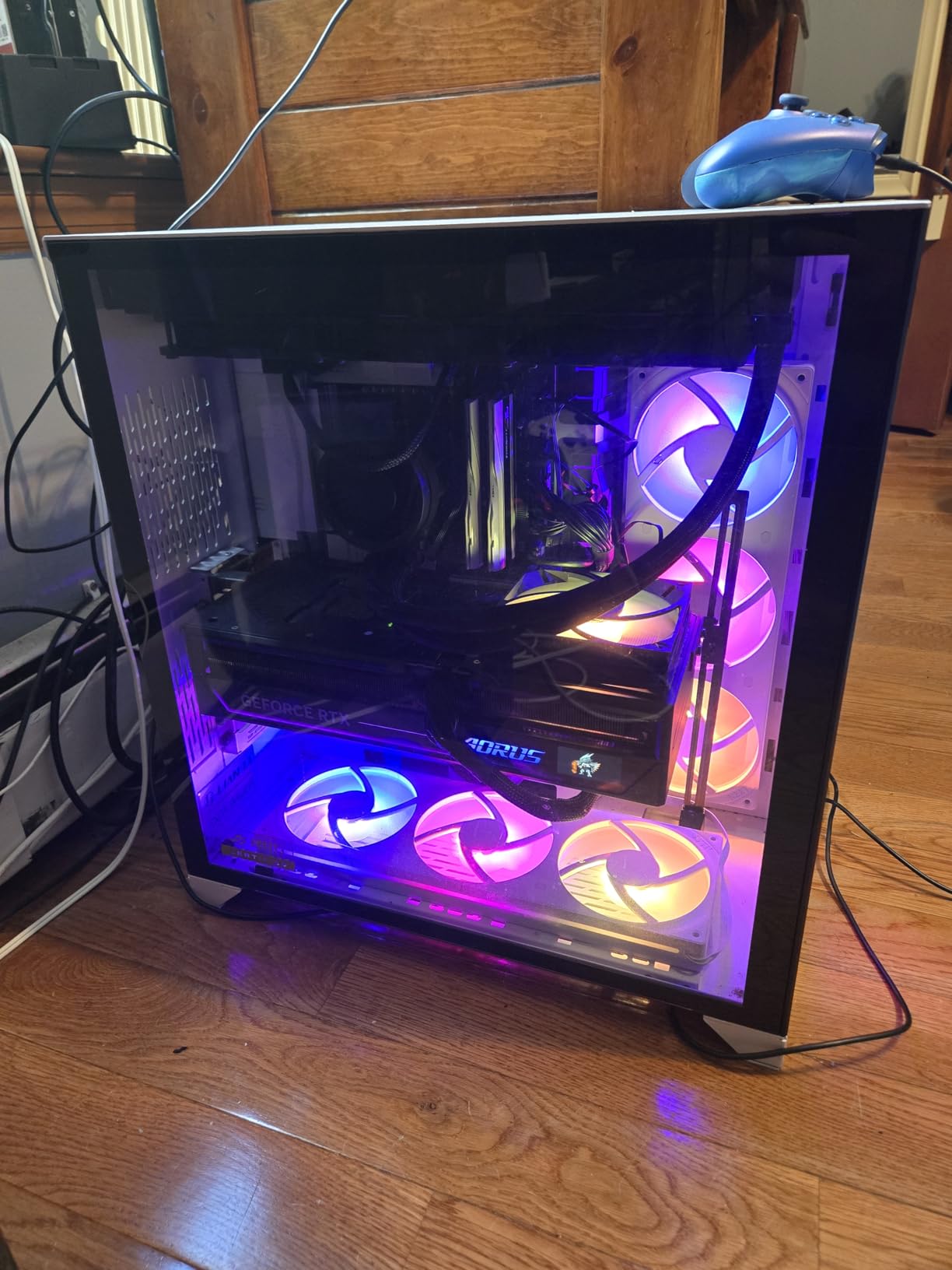 NZXT F360 RGB Core - 360mm Single-Frame Fan Unit with 3 x 120mm RGB Fans - Speed & Lighting Control - High Static Pressure & Airflow - Fluid Dynamic Bearings - 8 aRGB LEDs Per Fan - Black - Customer Photo 3