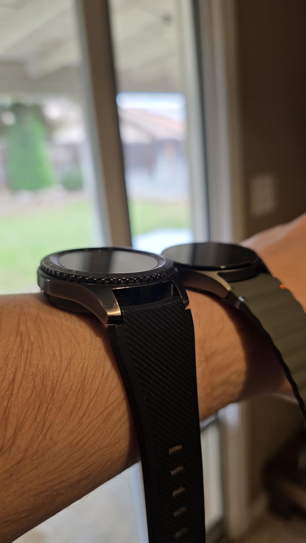 Galaxy Watch 7 40mm Bluetooth AI Smartwatch w/Energy Score, Wellness Tips, Heart Rate Tracking, Sleep Monitor, Fitness Tracker, 2024, Cream [US Version, 1Yr Manufacturer Warranty] - Customer Photo 2