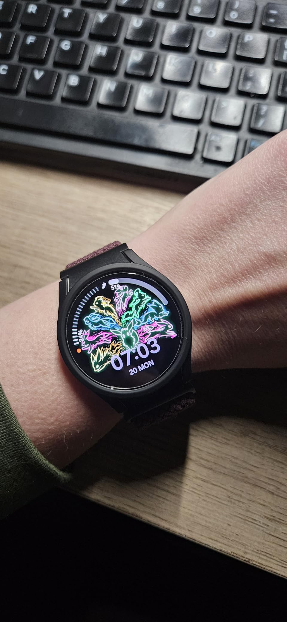 Samsung Galaxy Watch 7 40mm LTE AI Smartwatch w/Energy Score, Wellness Tips, Heart Rate Tracking, Sleep Monitor, Fitness Tracker, 2024, Green [US Version, 1Yr Manufacturer Warranty] - Customer Photo 4