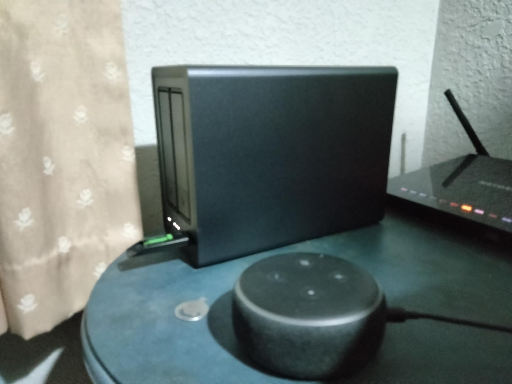 UGREEN NASync DXP2800 2-Bay Desktop NAS, Intel N100 Quad-core CPU, 8GB DDR5 RAM, 2.5GbE, 2X M.2 NVMe Slots, 4K HDMI, Network Attached Storage (Diskless) - Customer Photo 4