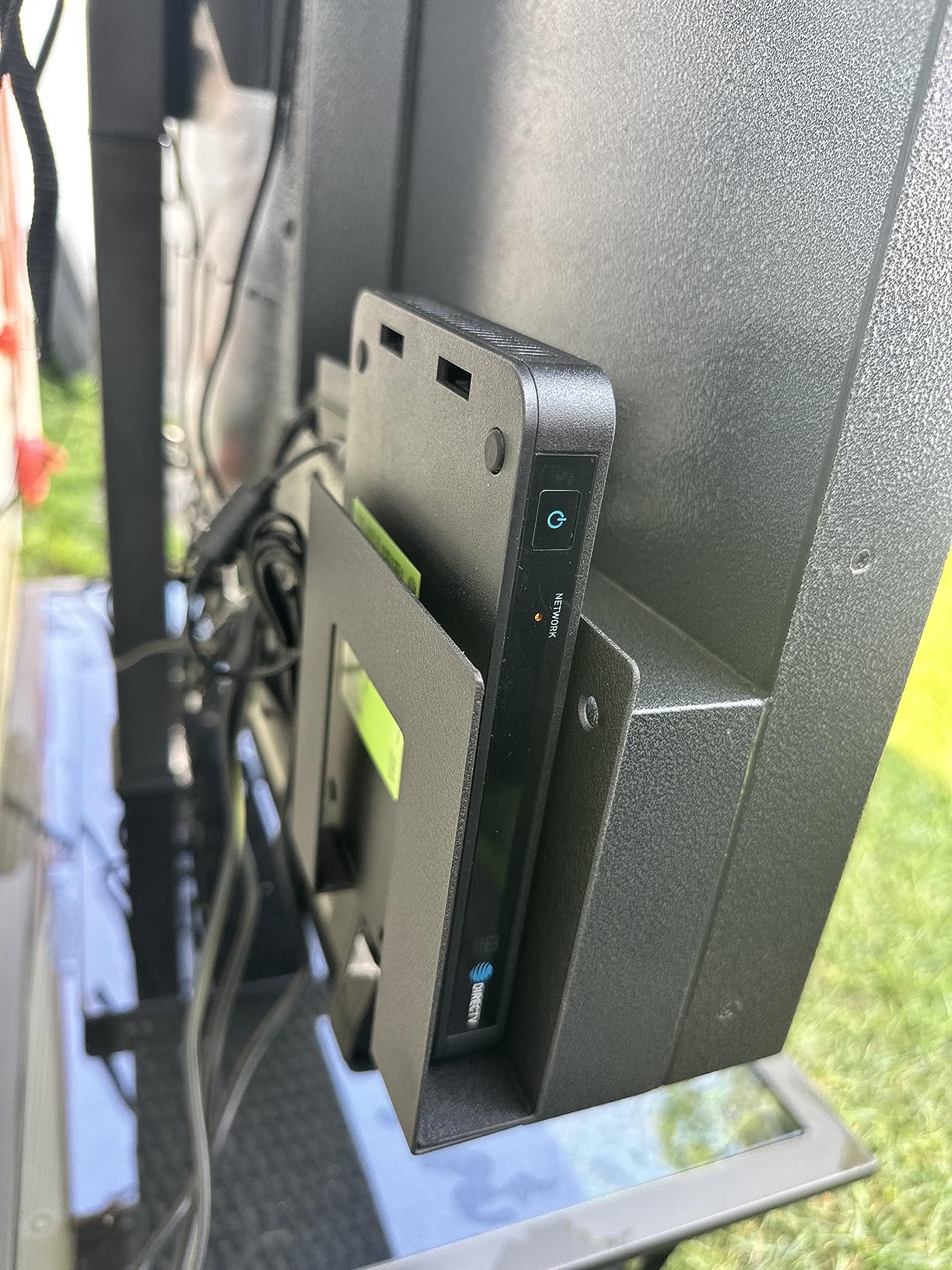 SYLVOX Outdoor TV, 43-Inch Waterproof Smart TV, 2000 nits Full Sun TV, 4K, Dolby Atmos, HDR10, Weatherproof Television with Voice Assistant Remote (Pool Pro 2.0, Latest Model) - Customer Photo 2