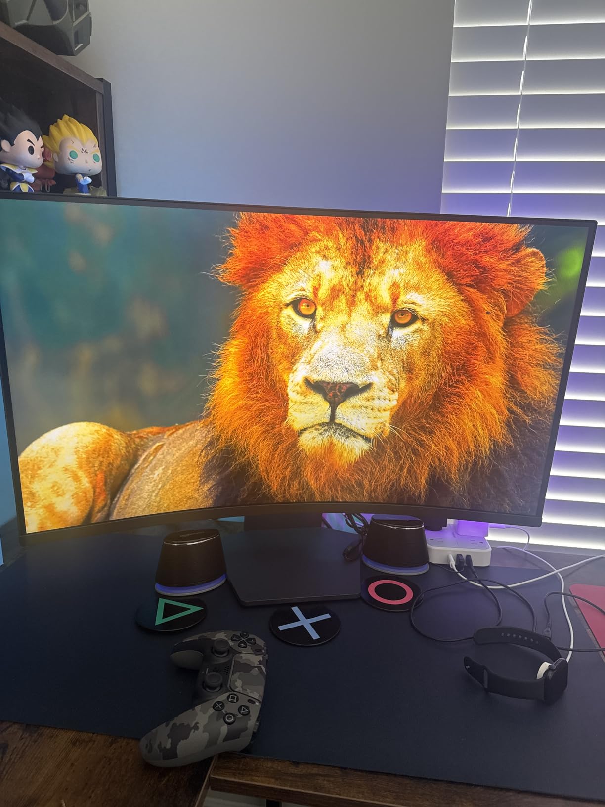 LG 32GS60QC-B Ultragear 32-inch Curved Gaming Monitor QHD (2560x1440) 180Hz 1ms 1000R AMD FreeSync HDR10 HDMIx2 DisplayPort Borderless Design Black Stabilizer DAS Crosshair FPS Counter - Black - Customer Photo 1