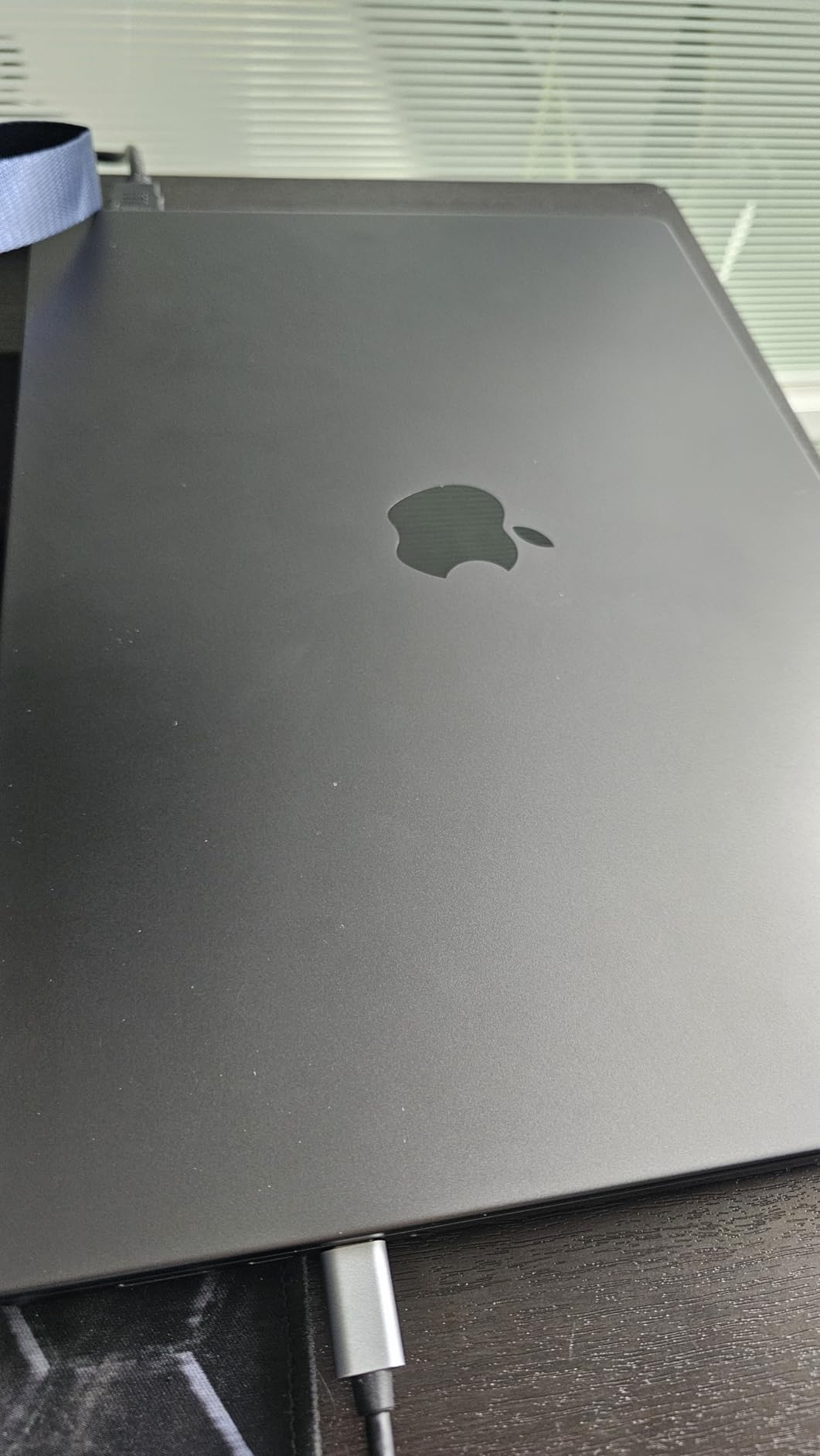 Apple 2023 MacBook Pro with Apple M3 Max Chip, 16.2-inch, 48GB RAM, 1TB SSD Storage, Silver (Renewed) - Customer Photo 2