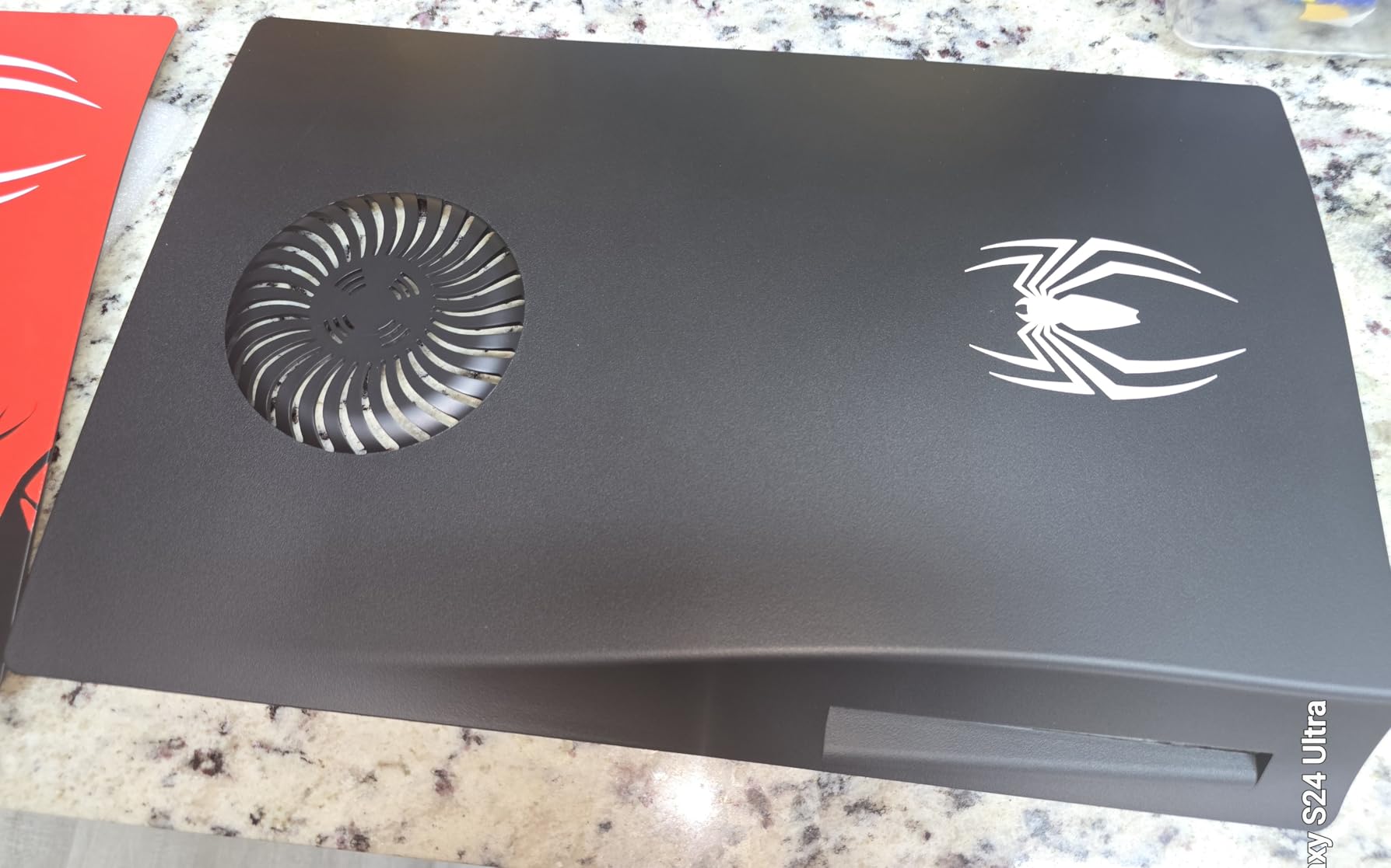 Cover Plates for PS5 Disc Edition, Faceplate with Cooling Vent, Precision Fit, Anti-Scratch, Easy to Install, Hard Shockproof Face Plate Cover Side Plate Shell for PS5 Accessories - Customer Photo 2