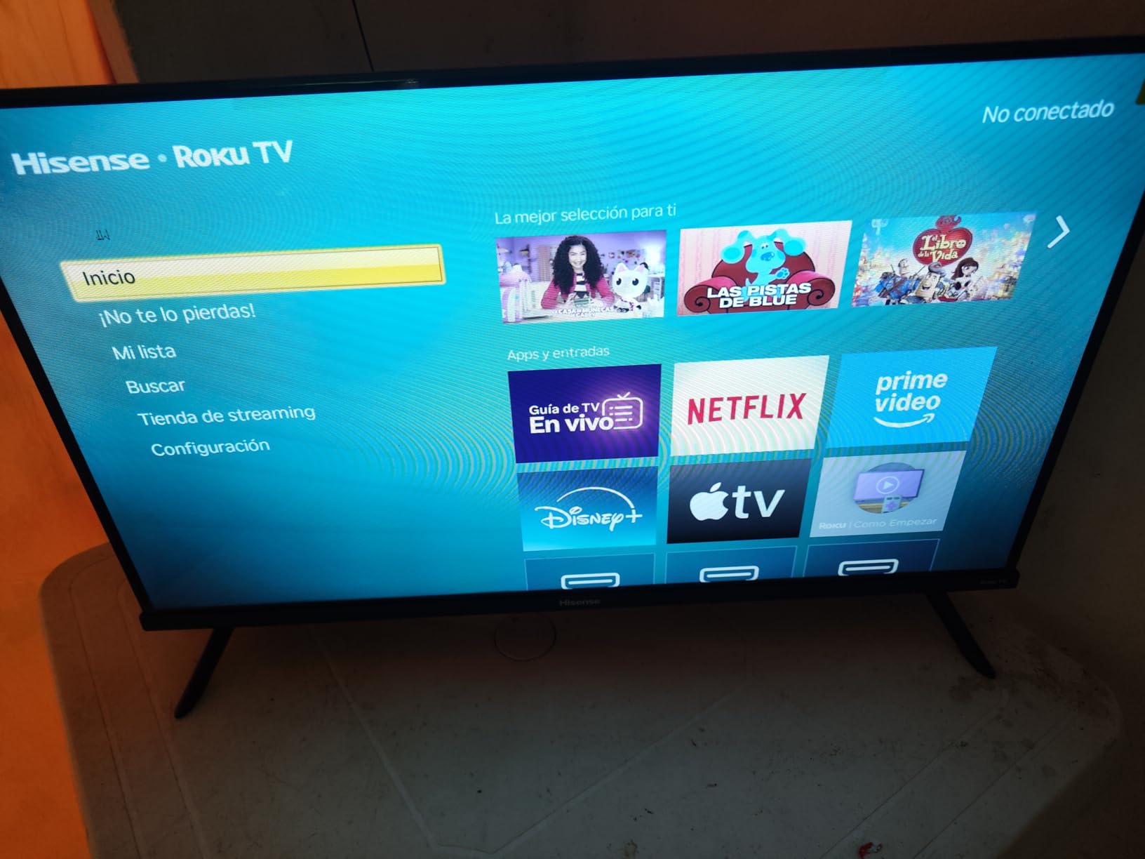 Hisense 40-Inch Class A4 Series FHD 1080p Smart Roku TV with Alexa Compatibility (40A4NR) - Dolby Audio, Slim Bezel Design, Google Assistant - Customer Photo 5