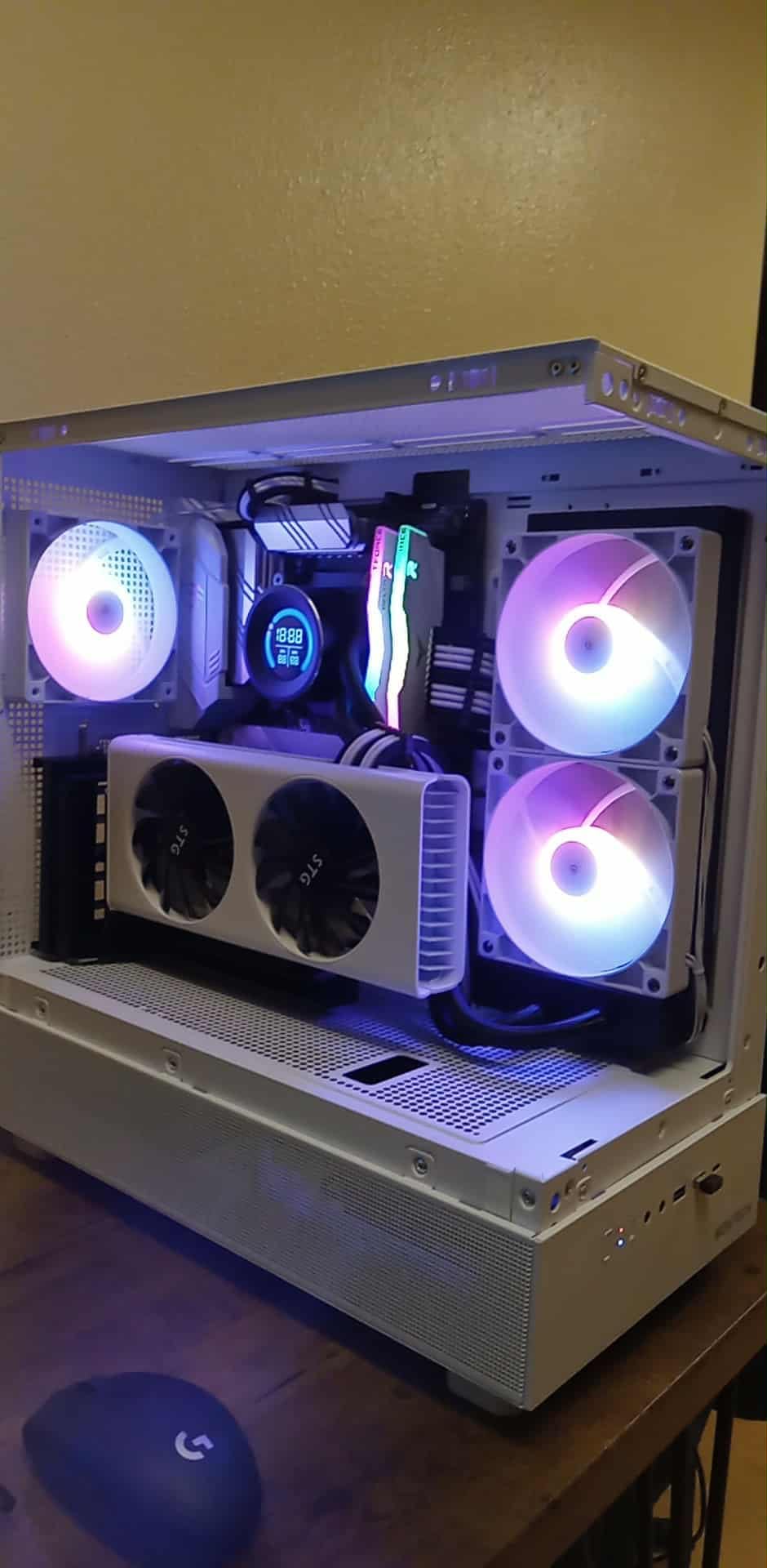 MONTECH XR-B, ATX Mid-Tower PC Gaming Case, 3x120mm ARGB PWM Fans Pre-Installed, Full-View Dual Tempered Glass Panel, Wood-Grain Design I/O Interface, 4090 GPUs, 360mm Radiator Support, Black customer photo 1