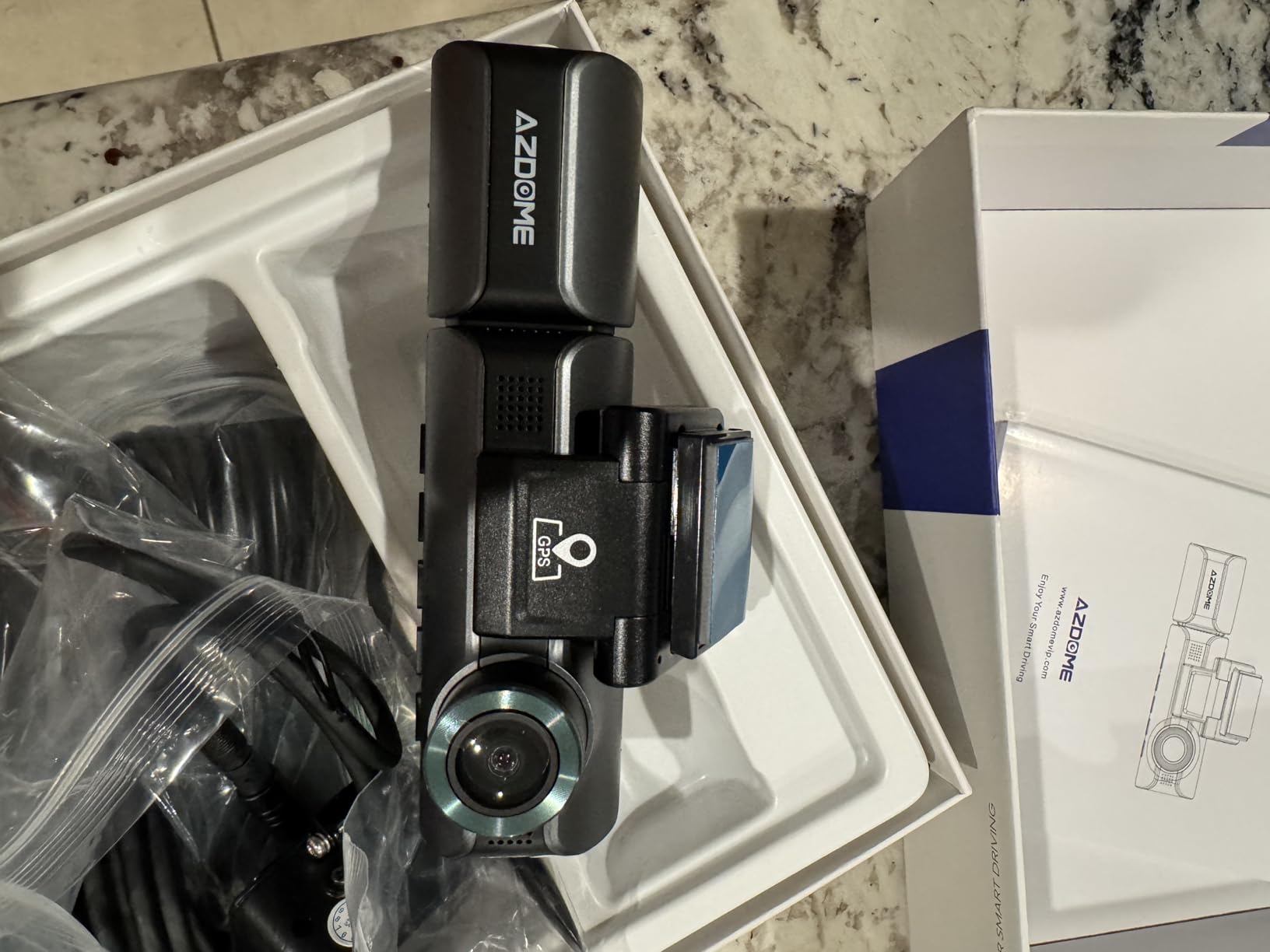 AZDOME M550 Max 4K 3 Channel Dash Cam, Dual STARVIS Sensors, 4K+2.5K+1080P Front and Rear Inside Triple Car Camera, Built-in WiFi GPS, 64GB Card Included, IR Night Vision, WDR, 24H Parking Mode - Customer Photo 1