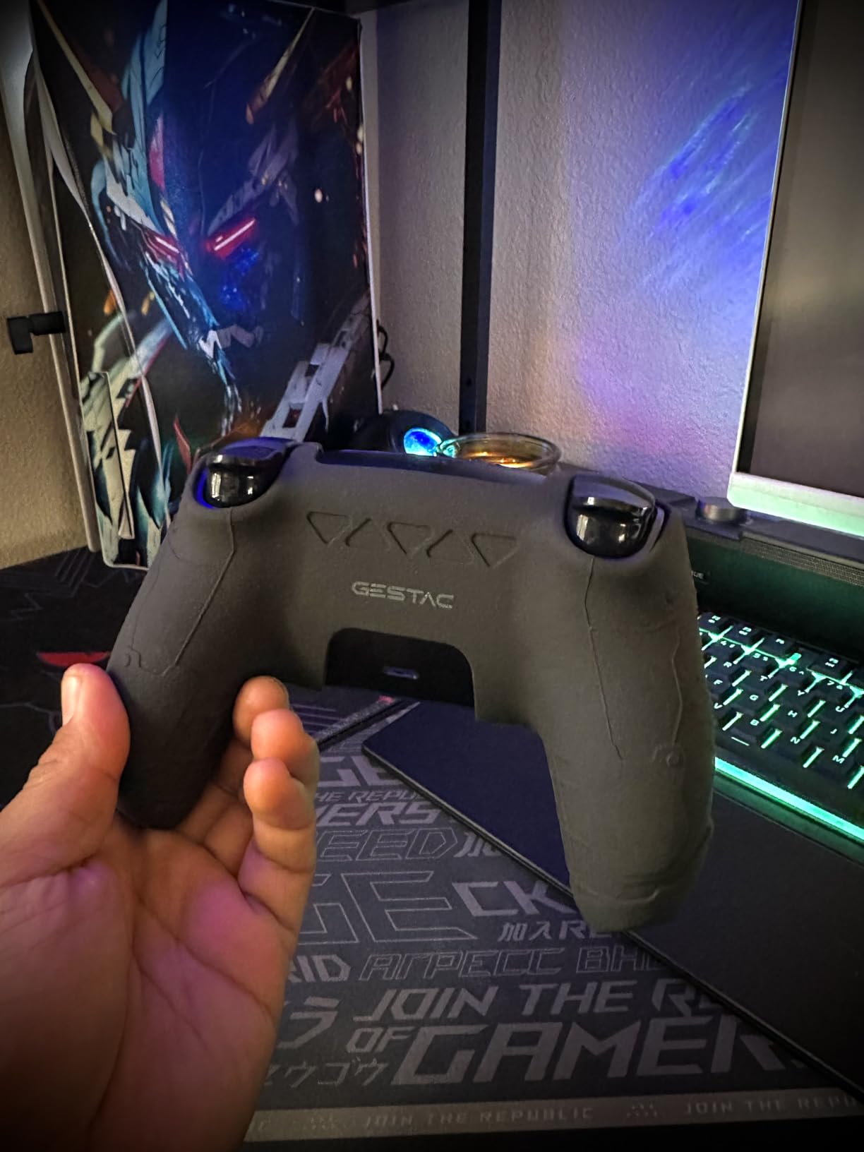 GeekShare G.S.TAC Tactical PS5 Controller Skin Set, Anti-Slip Silicone Protective Cover Skin Case for PS5 Wireless Controller with 2 Thumb Grip Caps and 2 Stickers - for Black Myth: Wukong - Customer Photo 1