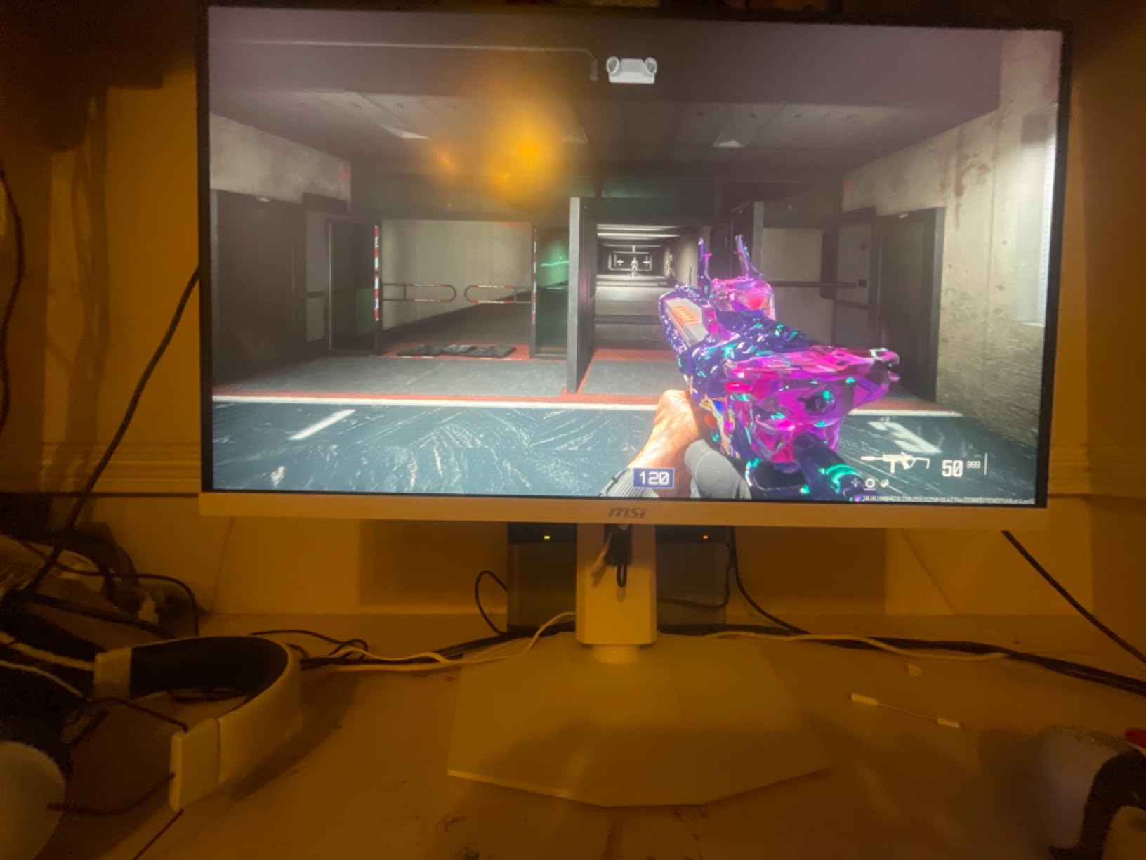 MSI MAG 274URFW 27-inch 4K Gaming Monitor, 3840 x 2160 (UHD), 0.5ms Response Time, 160Hz, HDR 400, HDMI, DP Port, Tilt and Height Adjustable - Customer Photo 1