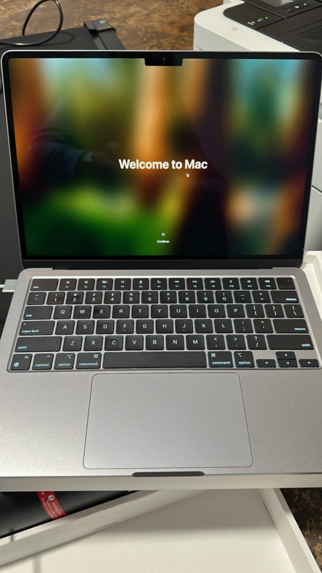 Apple MacBook Air with Apple M3 Chip, 13-inch, 8GB RAM, 256GB SSD Storage, Midnight (Renewed) - Customer Photo 2