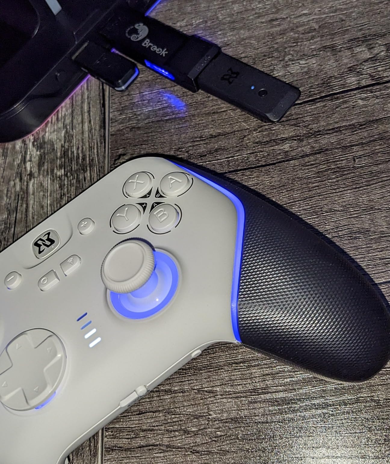 Brook Wingman XB 3 Converter - Elevate Your Gaming: Wireless Adapter for Xbox Series X/S, Xbox One, and PC with Remap & Turbo Features [Official Exclusive Edition] - Customer Photo 4