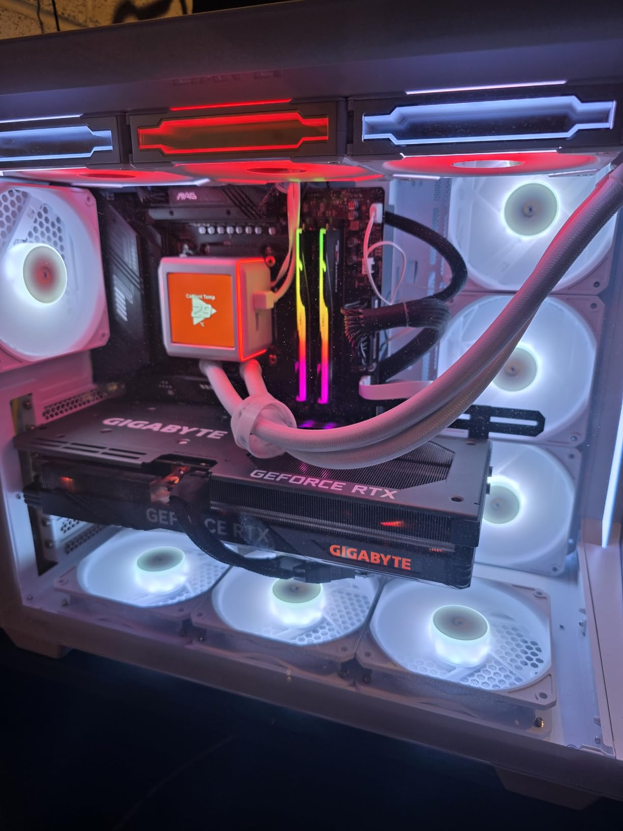 AMD Ryzen™ 9 9950X 16-Core, 32-Thread Unlocked Desktop Processor - Customer Photo 3