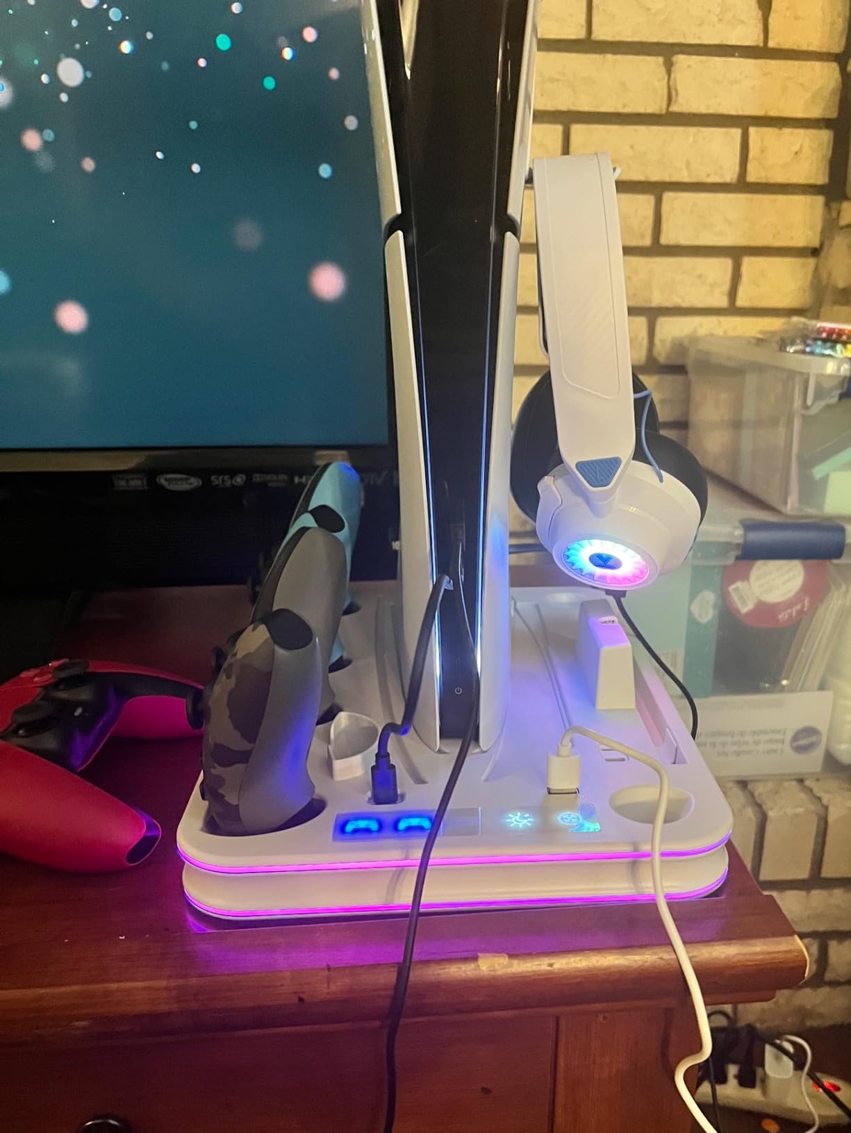 PlayStation Portal Charger, PS5 Stand and Cooling Station with RGB LED Controller Charging Dock Accessories, PS5 Edge Controller and PS Portal Charger, Headset and Remote Holders - Customer Photo 2