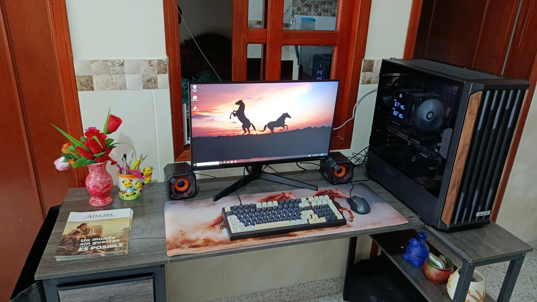 Genuine Walnut Wood PC Case, Support 360mm Radiator on Top, Pre-Installed 4 x 120mm PWM Fans ATX Case, Type-C Port, Magnetic Tempered Glass Side Panel, Black Computer Case, Cypress 7 - Customer Photo 1