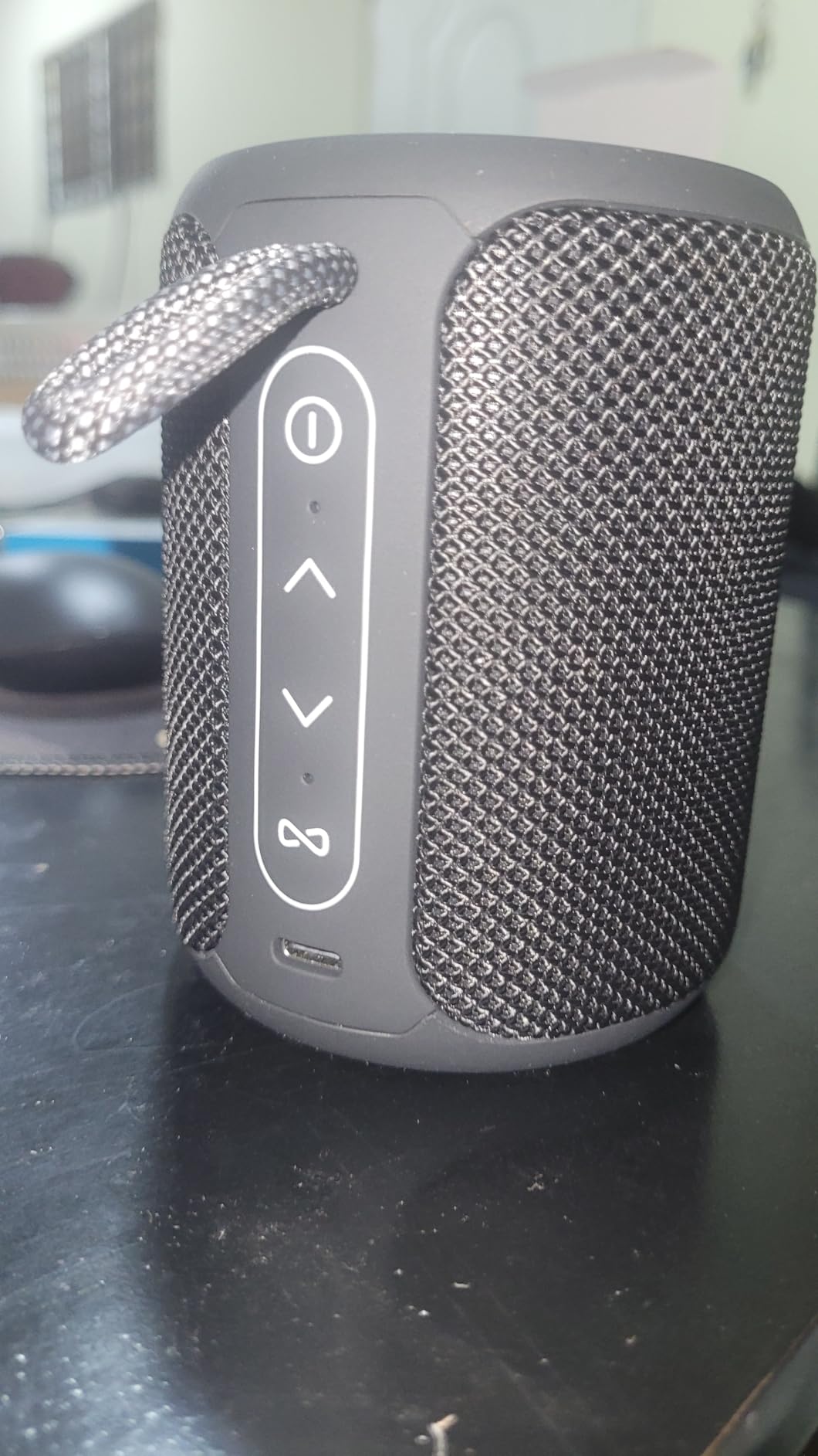 Bluetooth Speaker Wireless,IP67 Waterproof & Dustproof Portable Speaker with Lights,15W Loud Stereo Sound, 2500mAh Battery All Day Playtime, TWS Pairing, BT5.3, Home/Party/Outdoor/Beach (Black) - Customer Photo 1