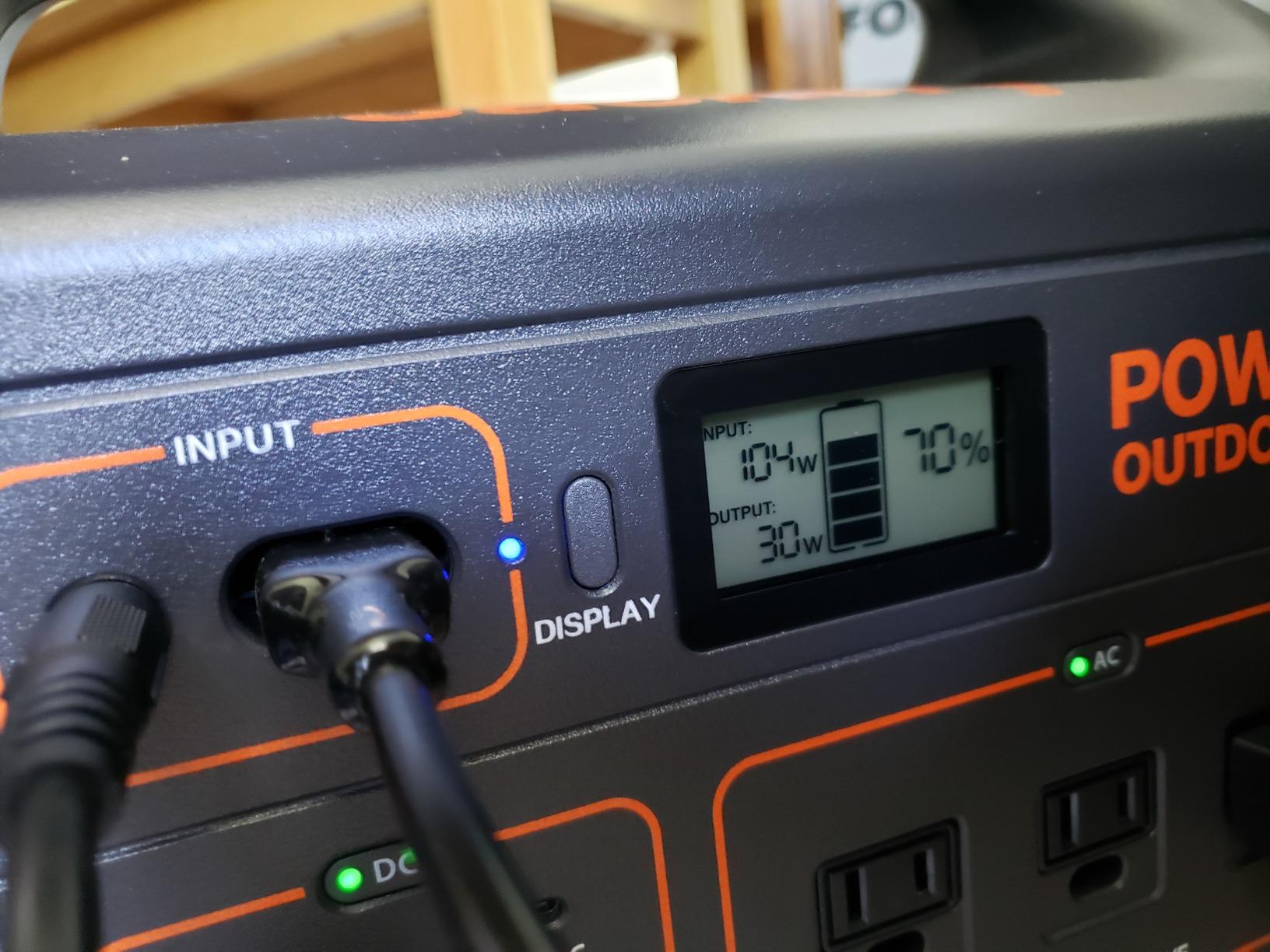 Jackery SolarSaga 200W Portable Solar Panel,IP68 Foldable Bifacial Solar Panels,Compatible with Jackery Explorer Power Station and Solar Generator,for Rooftops Outdoor Camping Off-Grid and RVs - Customer Photo 2