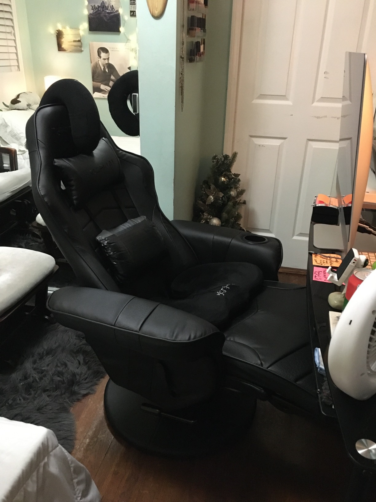 RESPAWN 900 Console Gaming Recliner with Footrest and Lumbar Support - Comfortable Ergonomic Gaming Chair with Headrest, No Wheels, Reclining, Heavy Duty, Racing Style Video Game Chairs - Gray Fabric - Customer Photo 1