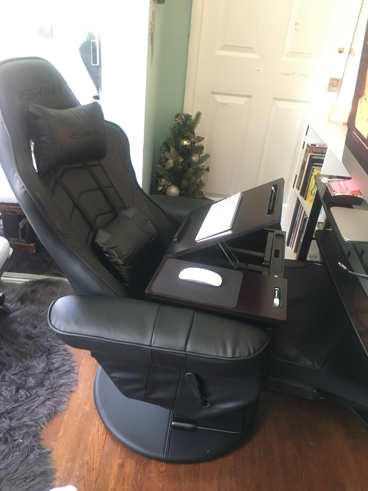 RESPAWN 900 Console Gaming Recliner with Footrest and Lumbar Support - Comfortable Ergonomic Gaming Chair with Headrest, No Wheels, Reclining, Heavy Duty, Racing Style Video Game Chairs - Gray Fabric - Customer Photo 2