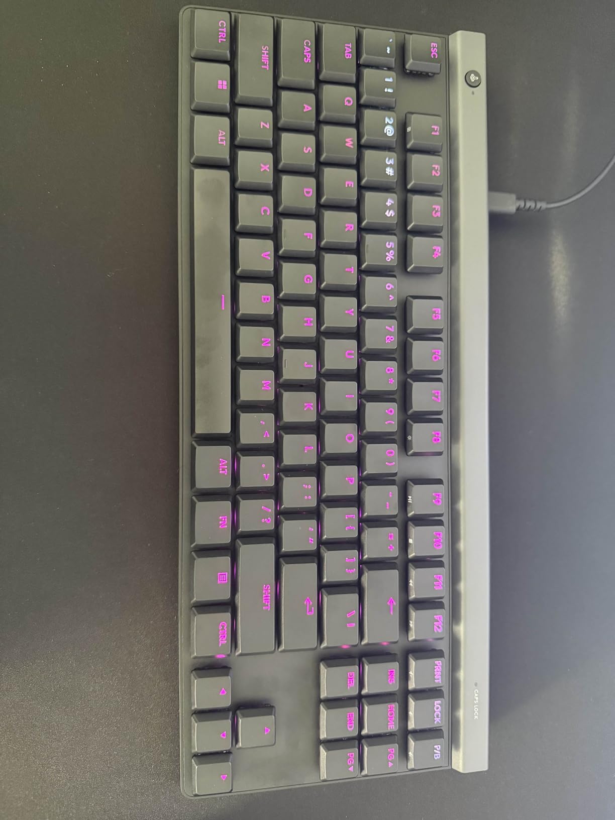 Logitech G515 TKL Wired Low Profile Gaming Keyboard, Fully Customizable RGB, Double-Shot PBT Keycaps, Tactile/Brown Switches - Black - Customer Photo 1
