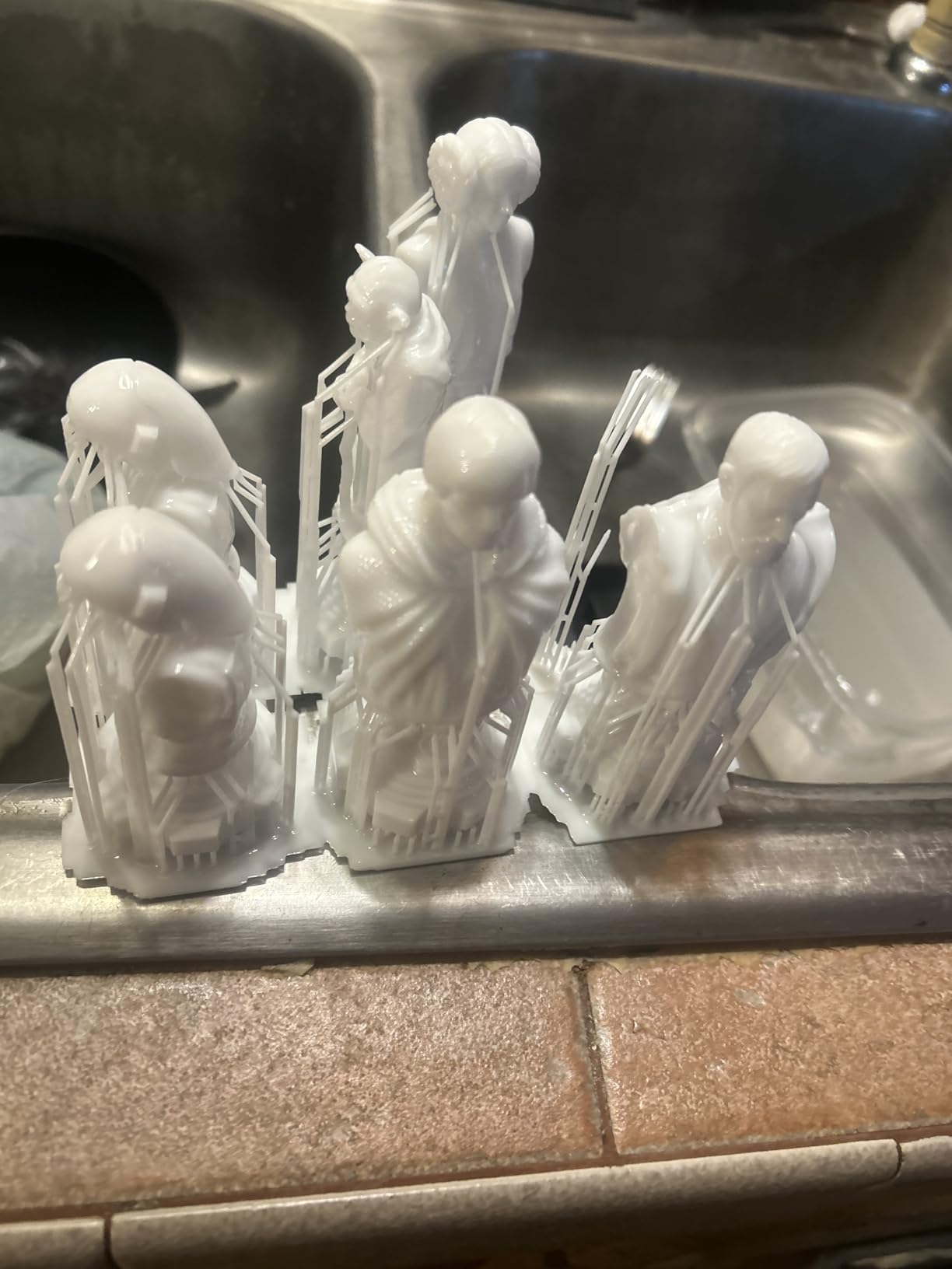 ANYCUBIC Photon Mono 4, Resin 3D Printer with 7'' 10K Mono LCD Screen, Stable LighTurbo Light Source and 70mm/h Fast Printing, Print Volume 6.04'' x 3.42'' x 6.49'' - Customer Photo 1