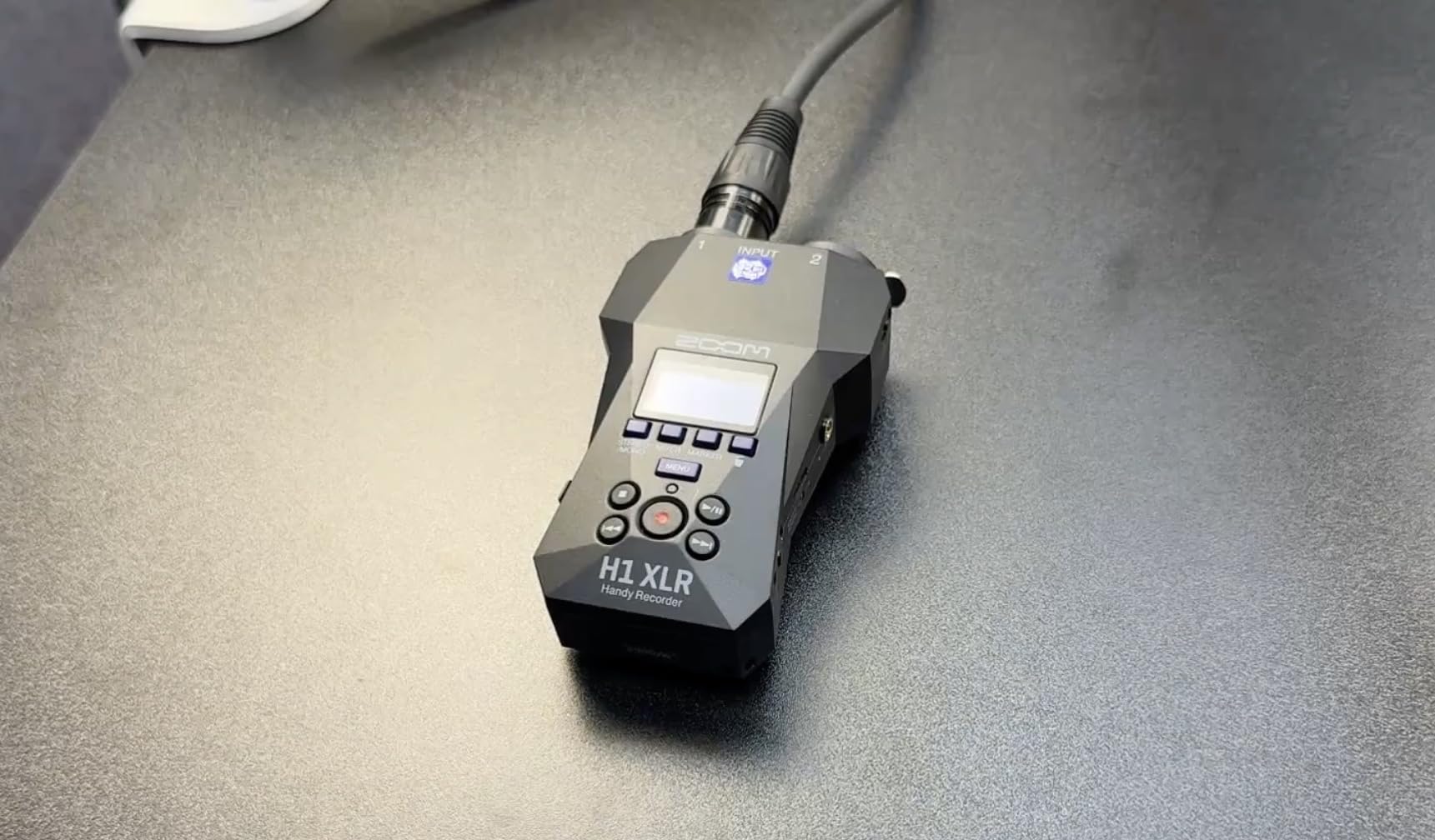 Zoom H1 XLR Handy Recorder with 32-Bit Float, Accessibility, 2 XLR/TRS Locking Combo Inputs, 3.5mm Stereo Jack, Dual AD Converters, for Musicians, Podcasters, Filmmakers, Content Creators, & More - Customer Photo 2