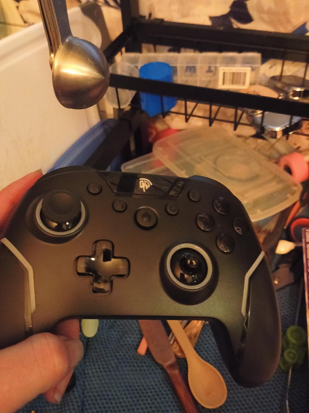EasySMX X20 Wireless Gaming Controller with RGB Backlit, 2-Stage Hall Effect Stick, 1000Hz Polling Rate, 6-Axis Gyro on Multi-Platform, Mech Buttons- Compatible with PC/Switch/Steam/Android - Customer Photo 2