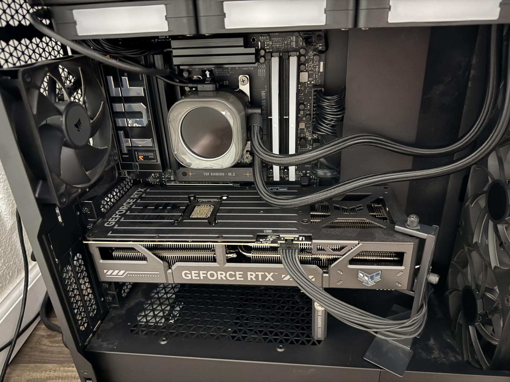 ASUS ROG Strix X870-A Gaming WiFi AMD AM5 X870 ATX Motherboard 16+2+2 Power Stages, Dynamic OC Switcher, Core Flex, DDR5 AEMP, WiFi 7, 4X M.2, PCIe® 5.0, Q-Release Slim, USB4®, AI OCing & Networking - Customer Photo 4