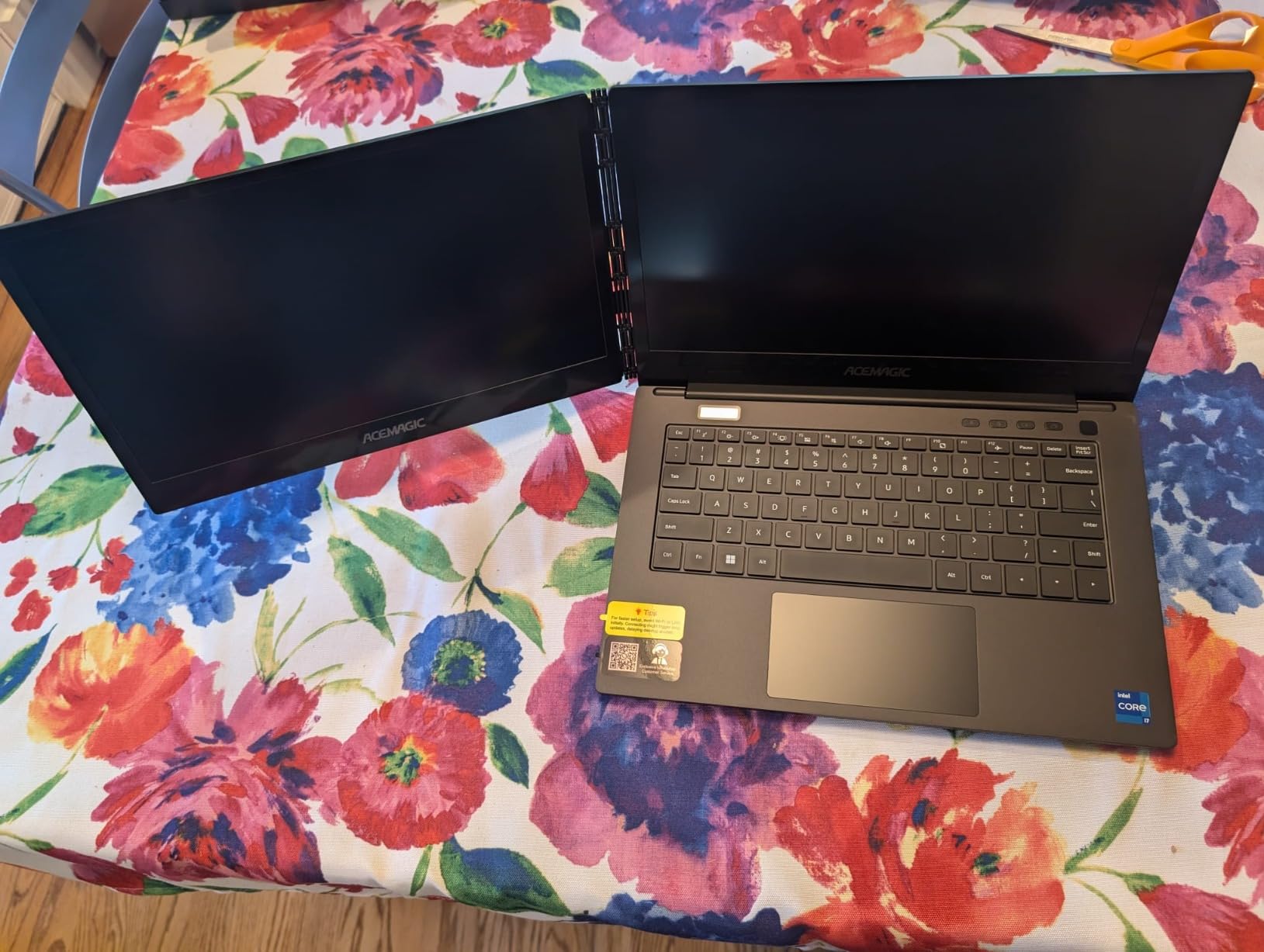 Dual Screen Laptop Computer 14