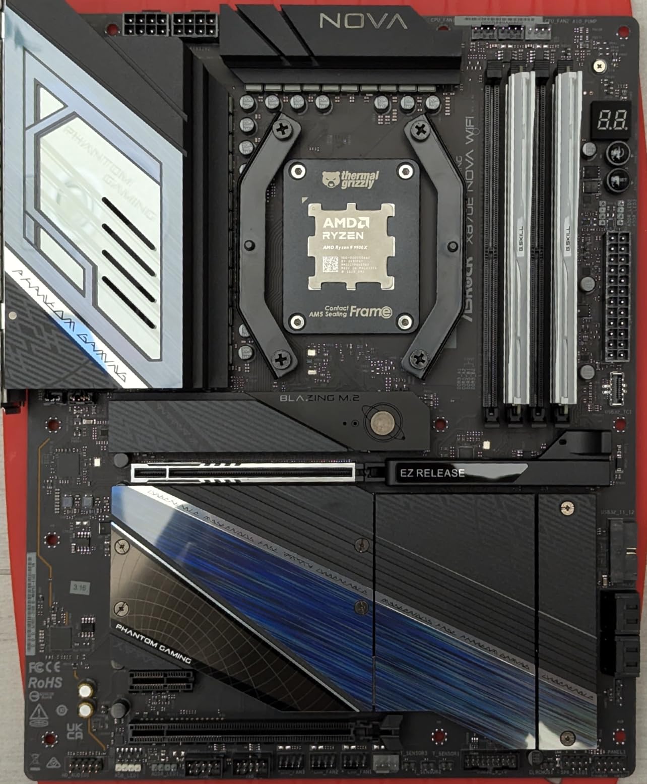 ASRock AMD X870E Taichi Ryzen Socket AM5 X870 Dual Channel DDR5 DIMMs 256 GB 8200 EATX Motherboard M.2 LED WiFi 7 - Customer Photo 2