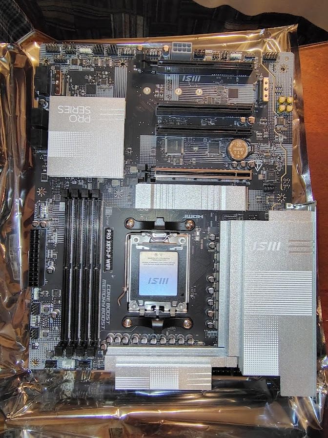 MSI PRO X870-P WiFi ProSeries Motherboard (AMD Ryzen 9000/8000/7000 Series Processors, AM5, DDR5, PCIe 5.0, M.2 Gen5, SATA 6Gb/s, USB 40Gbps, HDMI/DP, Wi-Fi 7, Bluetooth 5.4, 5Gbps LAN, ATX) - Customer Photo 5