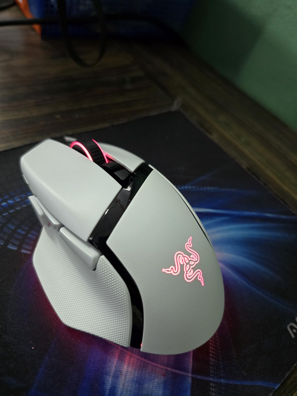 Razer Basilisk V3 Pro 35K Wireless Gaming Mouse: HyperScroll Tilt Wheel - 35K DPI Optical Sensor Gen 2-13 Customizable Controls - Chroma RGB - Optical Switches Gen 3 - Up to 140 Hr Battery - Black - Customer Photo 2