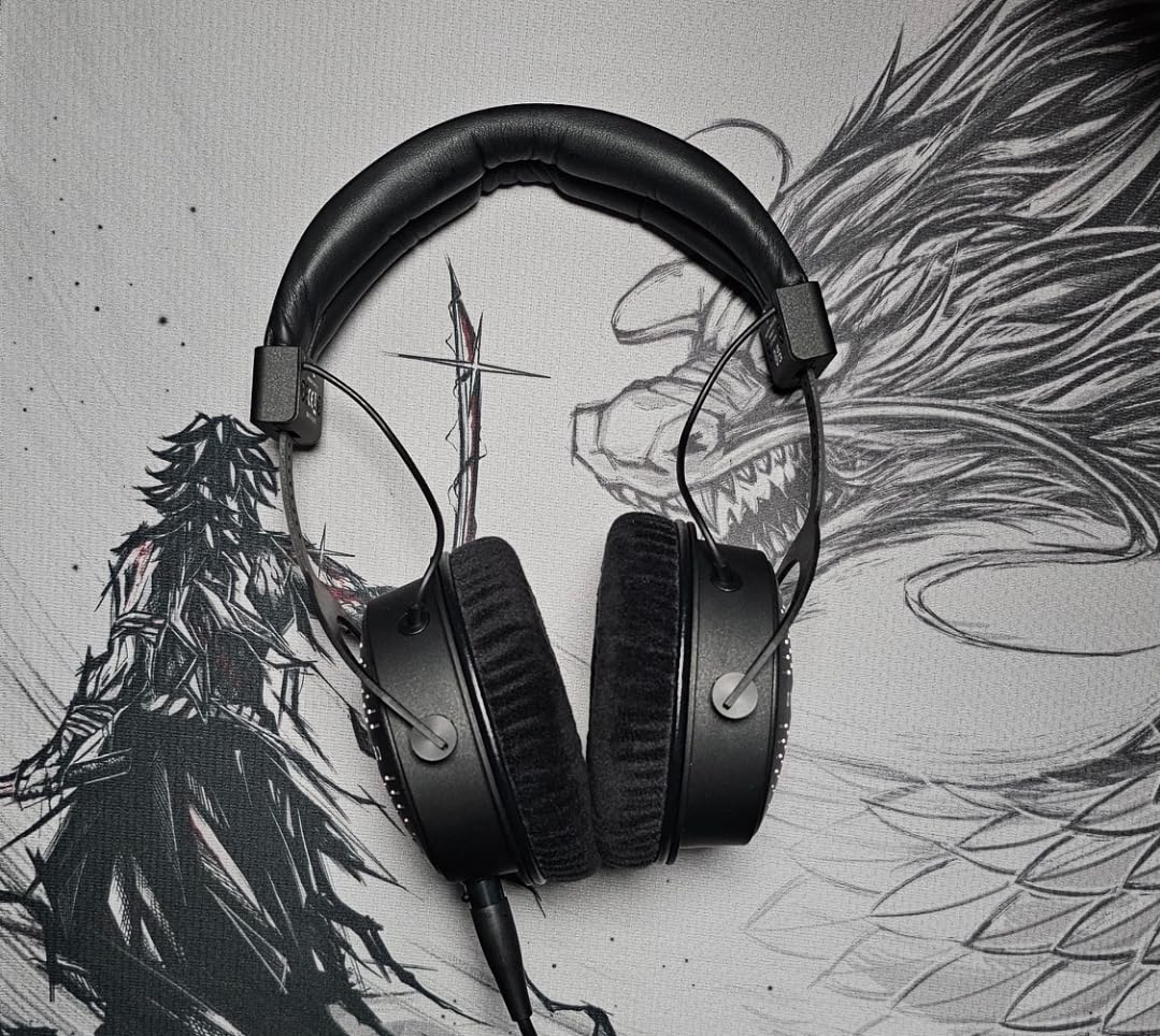 beyerdynamic DT 1990 PRO MKII Premium Tesla Studio Headphones for Mixing, Mastering and Editing (Open) - Customer Photo 1