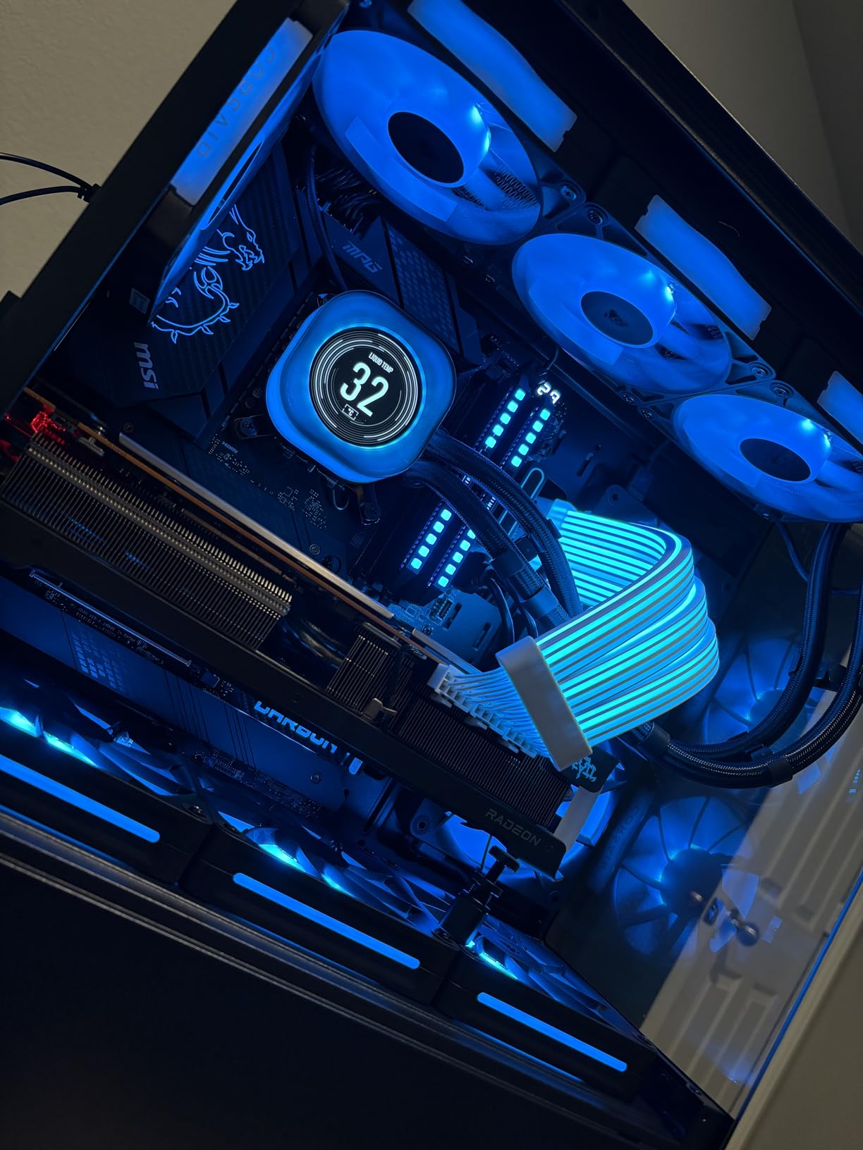 PC Case - Pre-Installed 6 PWM ARGB Fan, ATX Mid-Tower Gaming PC Case, Type-C,FOIFKIN (White, F1) - Customer Photo 2